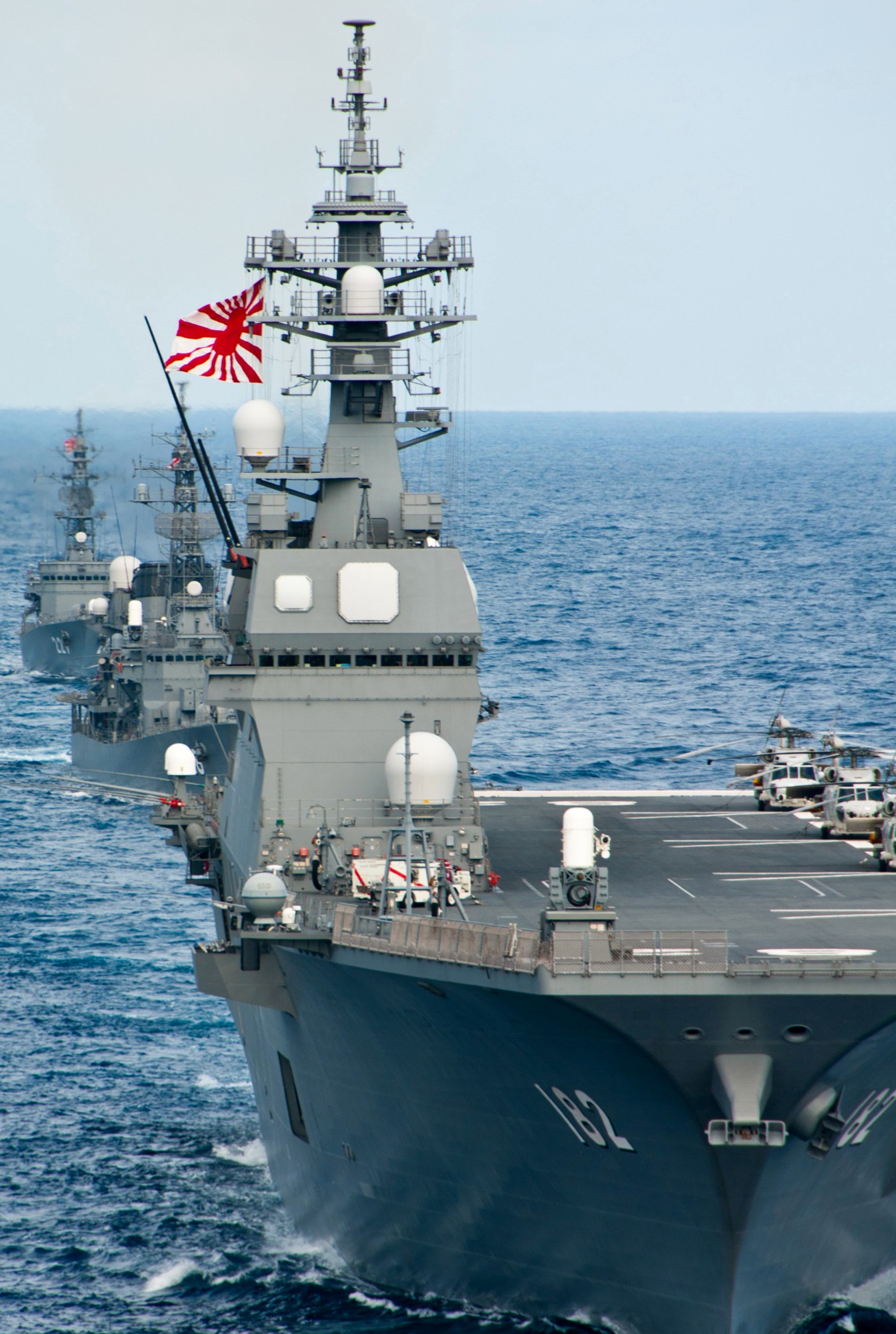 ddh-182 jds ise hyuga class helicopter destroyer japan maritime self defense force jmsdf 04