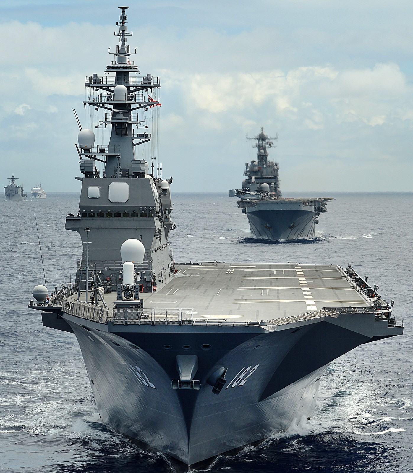 ddh-182 jds ise hyuga class helicopter destroyer japan maritime self defense force jmsdf 37