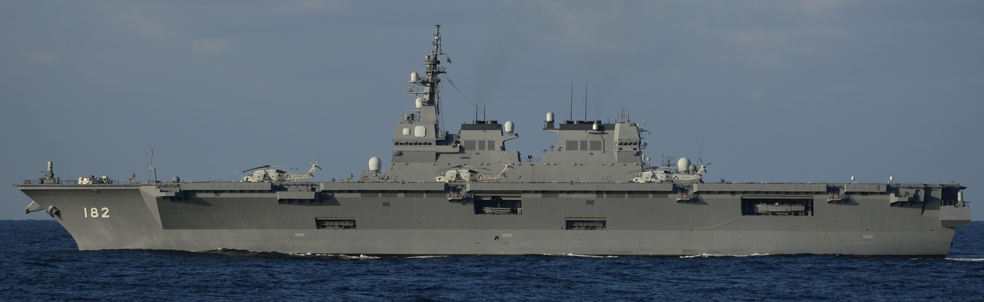 ddh-182 jds ise hyuga class helicopter destroyer japan maritime self defense force jmsdf 62