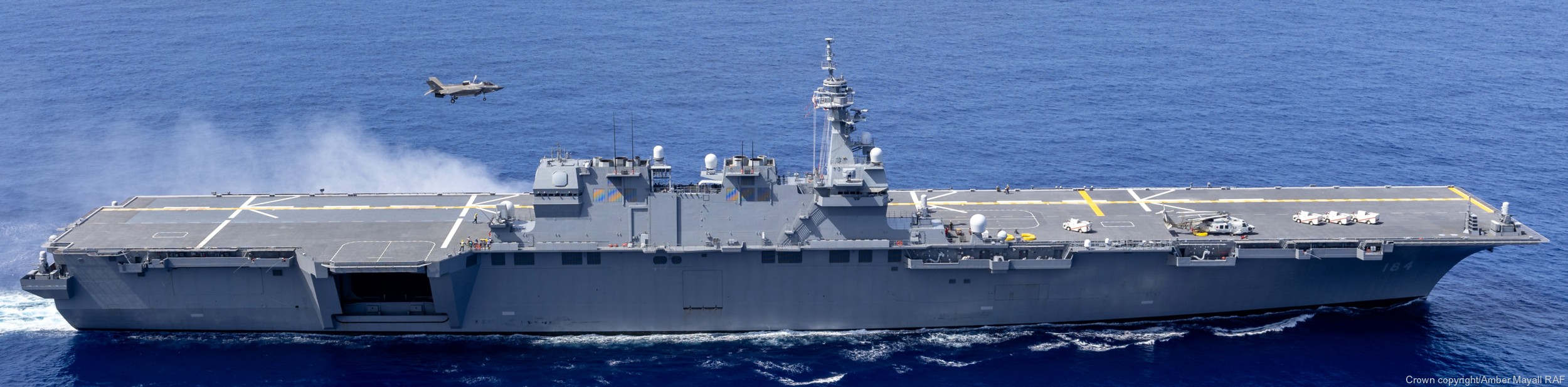 js kaga ddh-184 izumo class aircraft carrier f-35b lightning ii japan maritime self defense force jmsdf royal navy 33