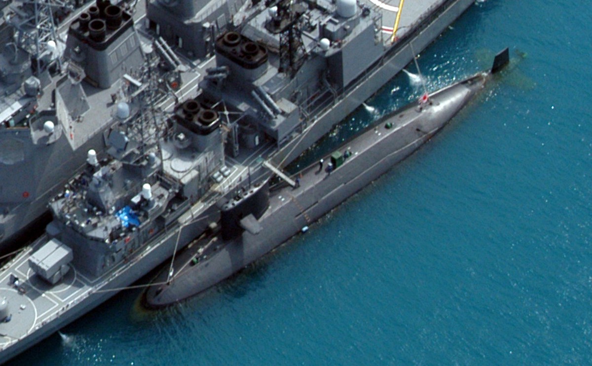 ss-584 jds natsushio harushio class attack submarine ssk japan maritime self defense force jmsdf 02