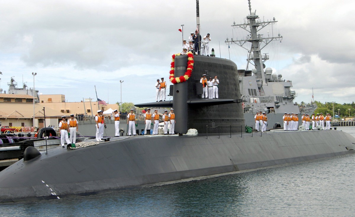 ss-595 jds narushio oyashio class attack submarine japan maritime self defense force jmsdf 06