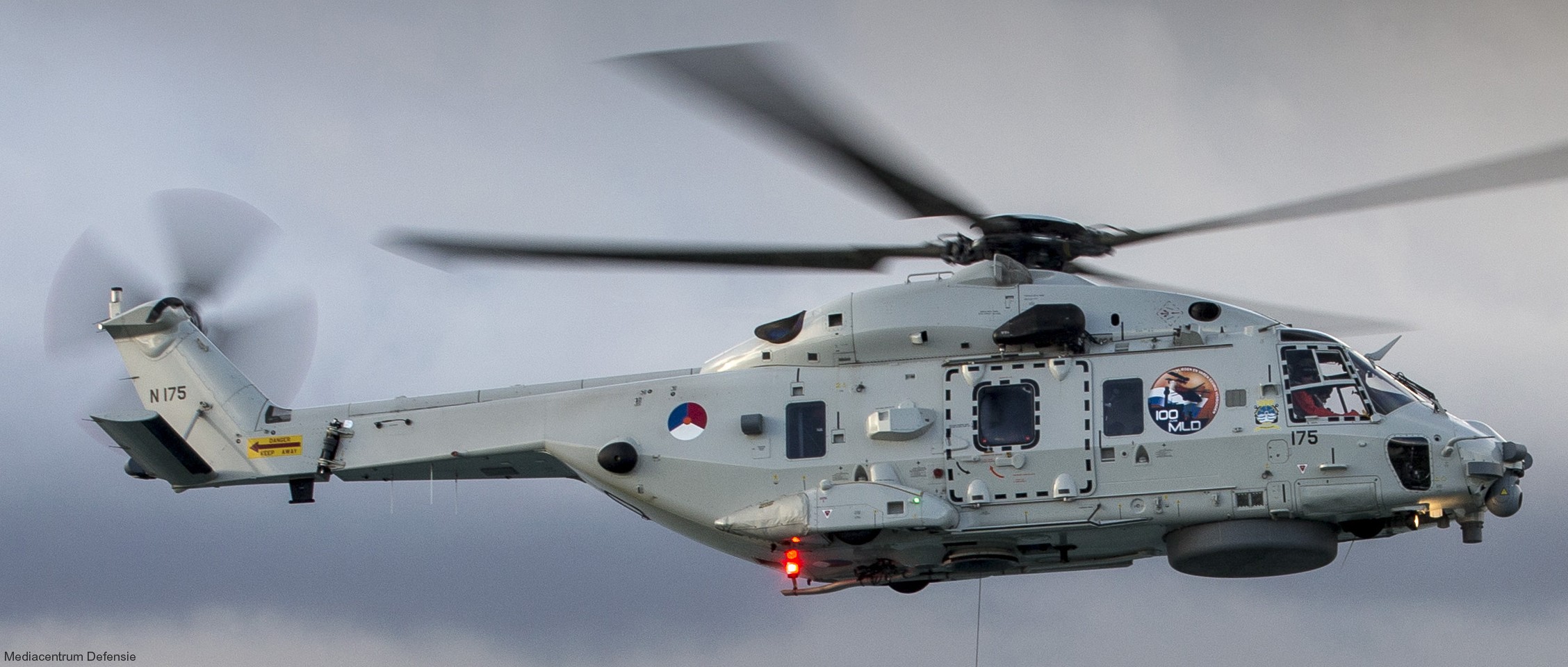 nh90 nfh helicopter royal netherlands navy koninklijke marine n-175 02