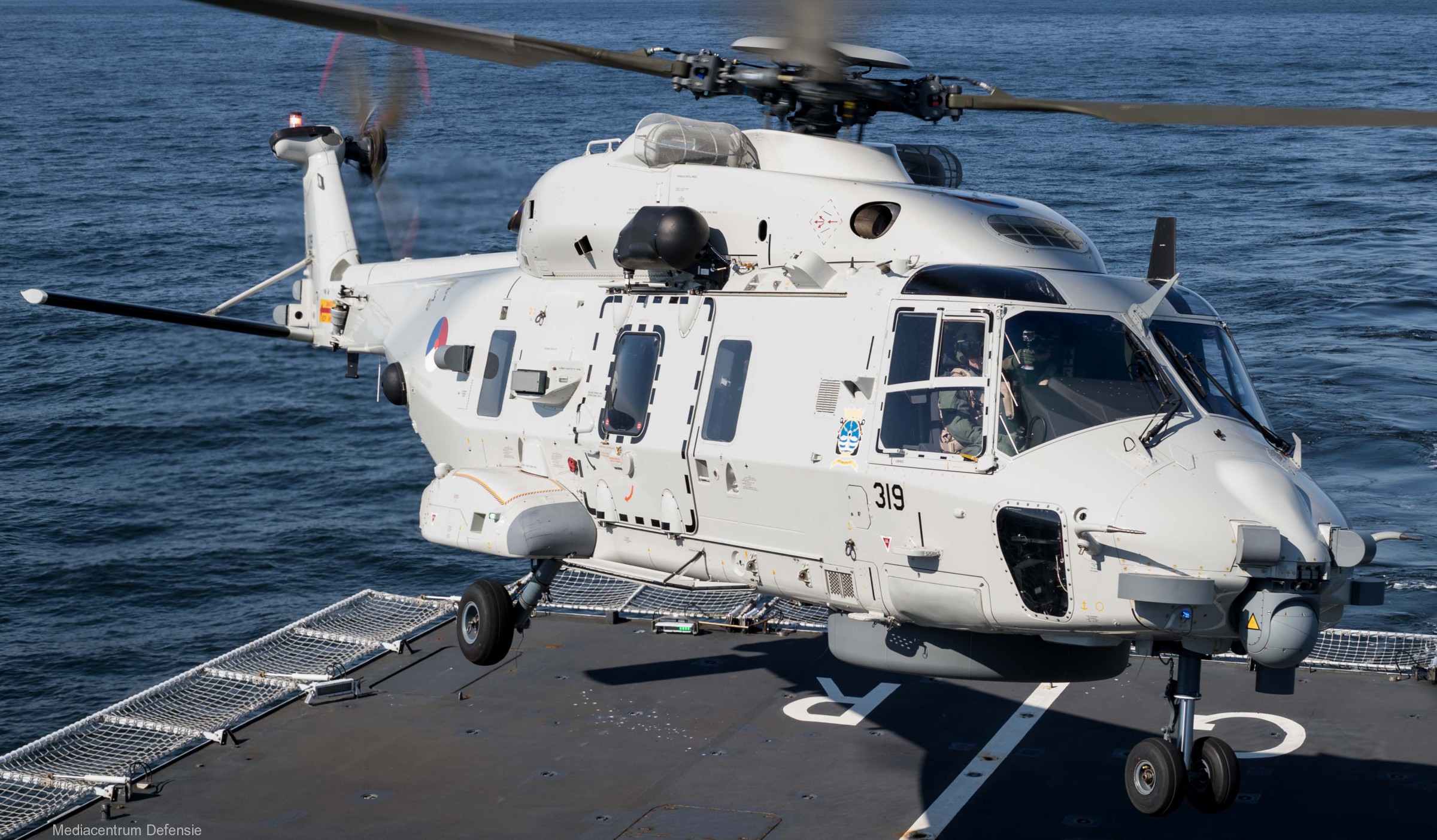 nh90 nfh helicopter royal netherlands navy koninklijke marine n-319 04