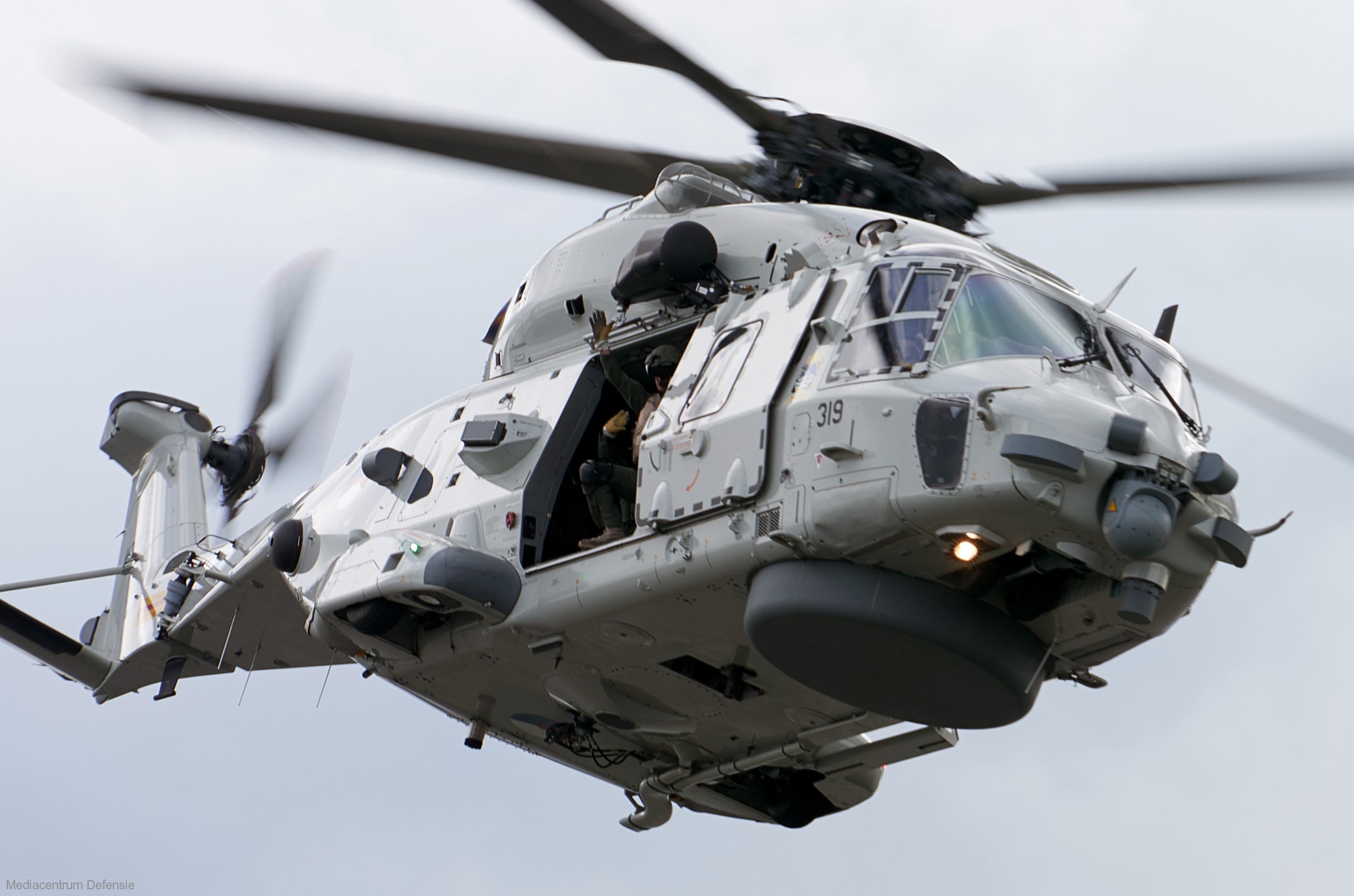 nh90 nfh helicopter royal netherlands navy koninklijke marine n-319 09