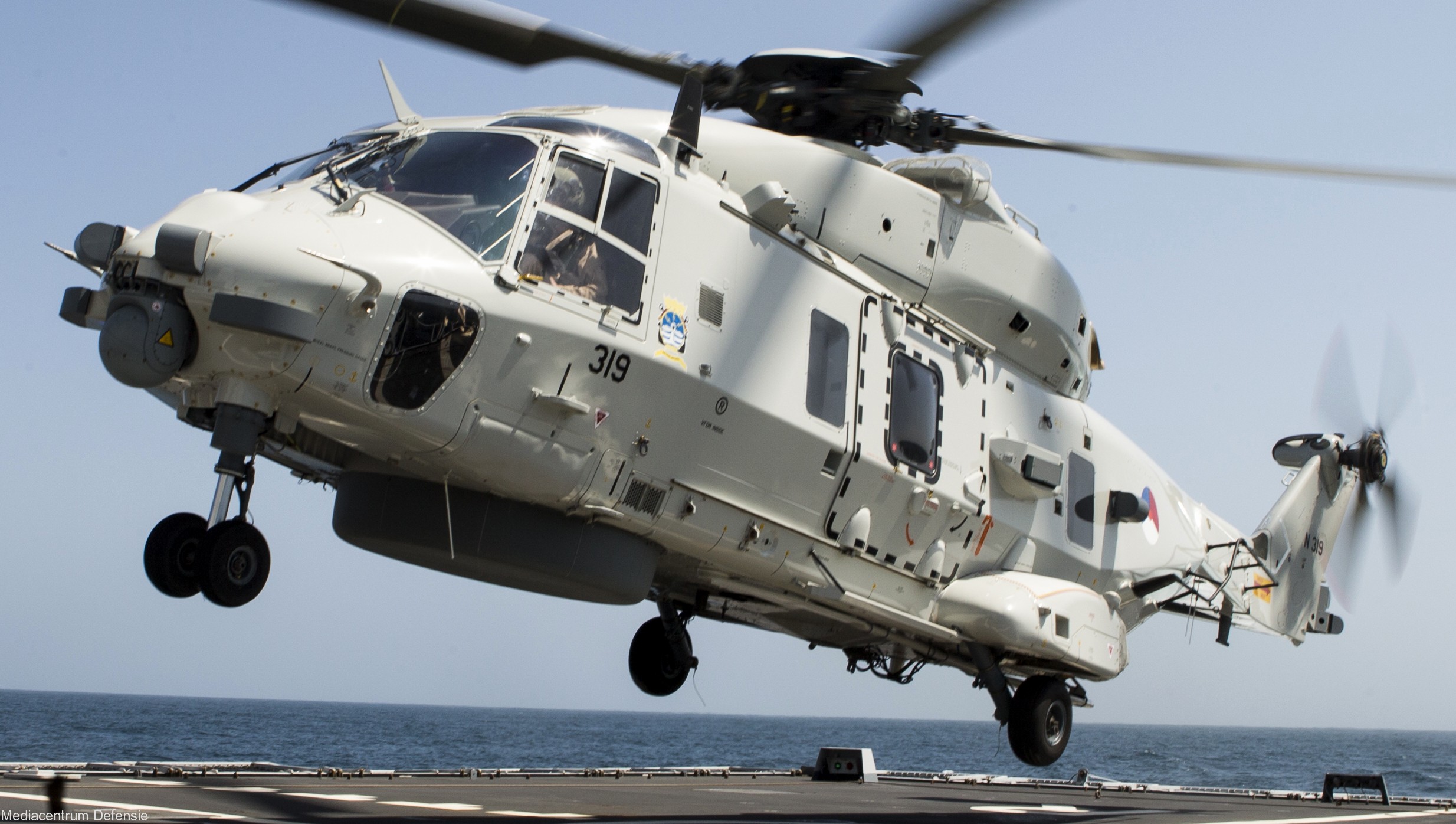 nh90 nfh helicopter royal netherlands navy koninklijke marine n-319 10