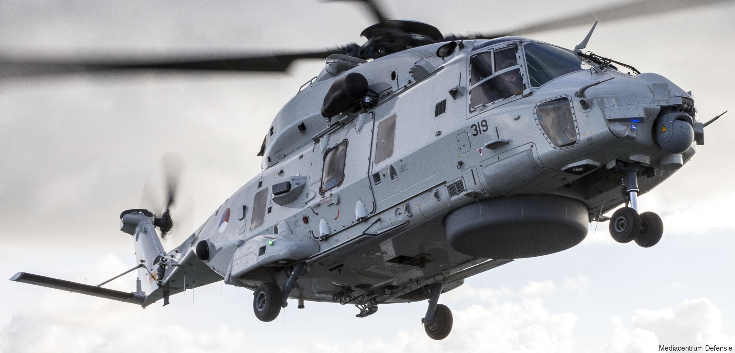 nh90 nfh helicopter royal netherlands navy koninklijke marine n-319 11
