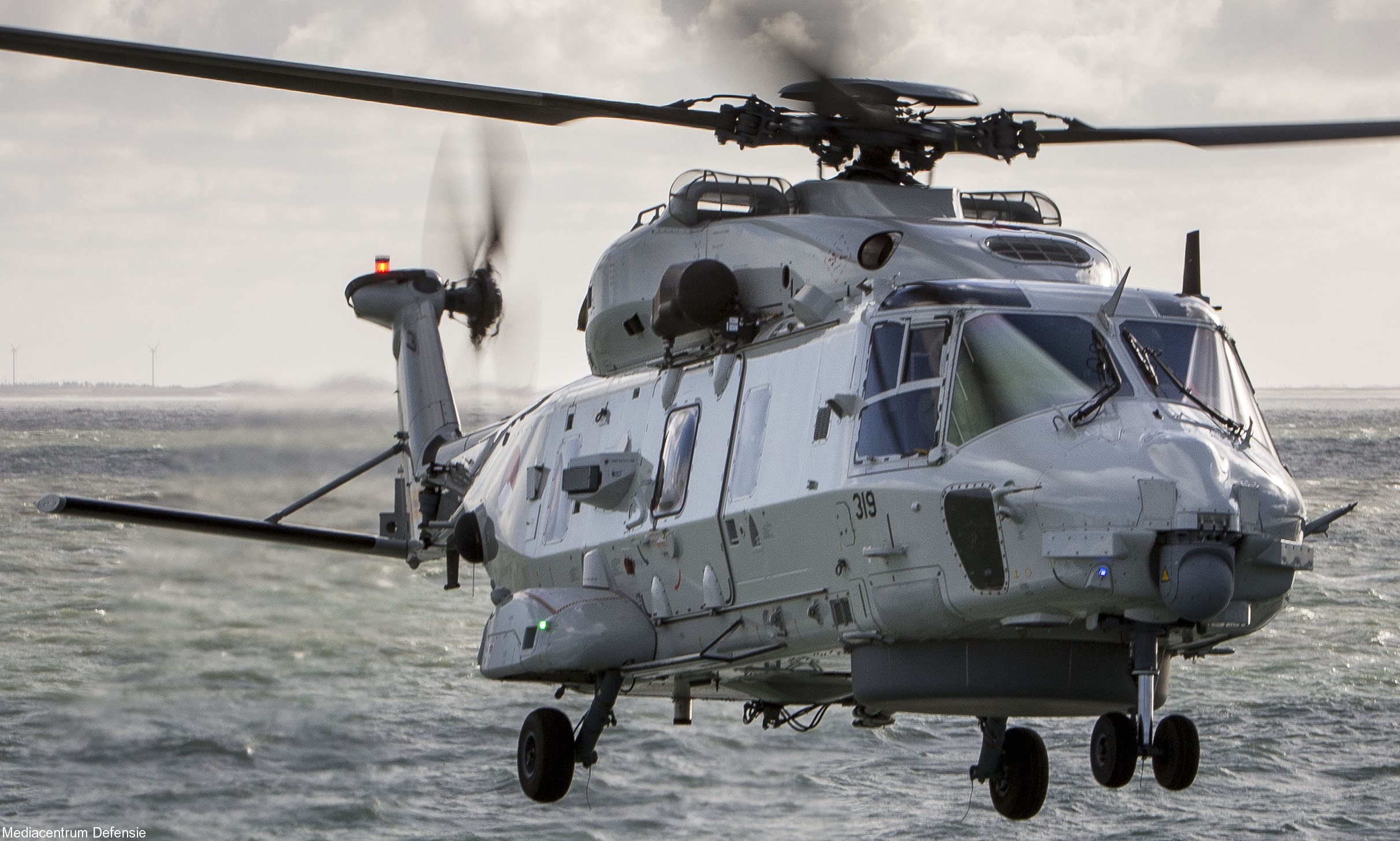 nh90 nfh helicopter royal netherlands navy koninklijke marine n-319 13