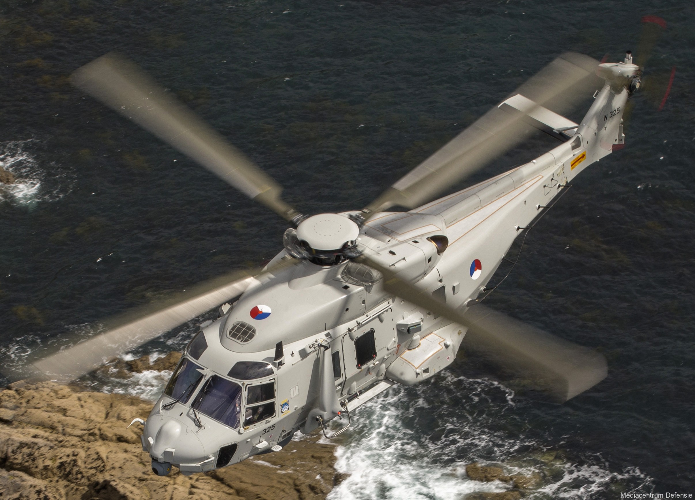 nh90 nfh helicopter royal netherlands navy koninklijke marine n-325 05