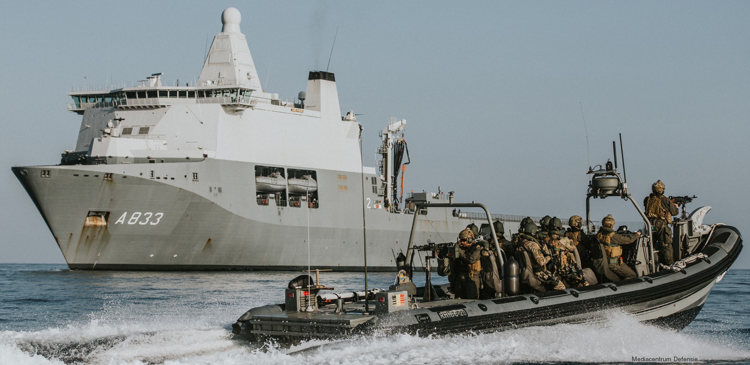 a-833 hnlms karel doorman joint support ship royal netherlands navy koninklijke marine 02 rhib