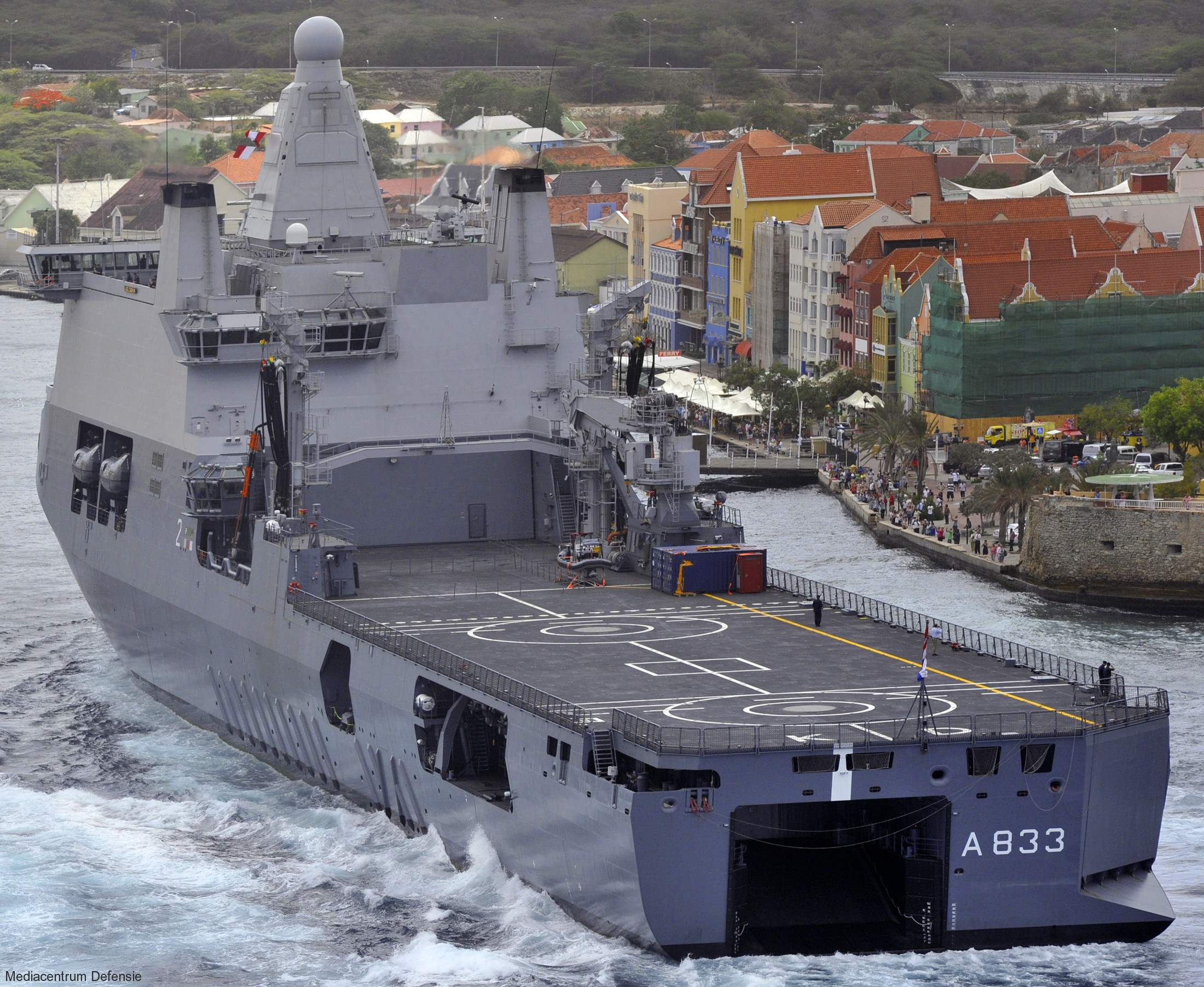 a-833 hnlms karel doorman joint support ship royal netherlands navy koninklijke marine 25