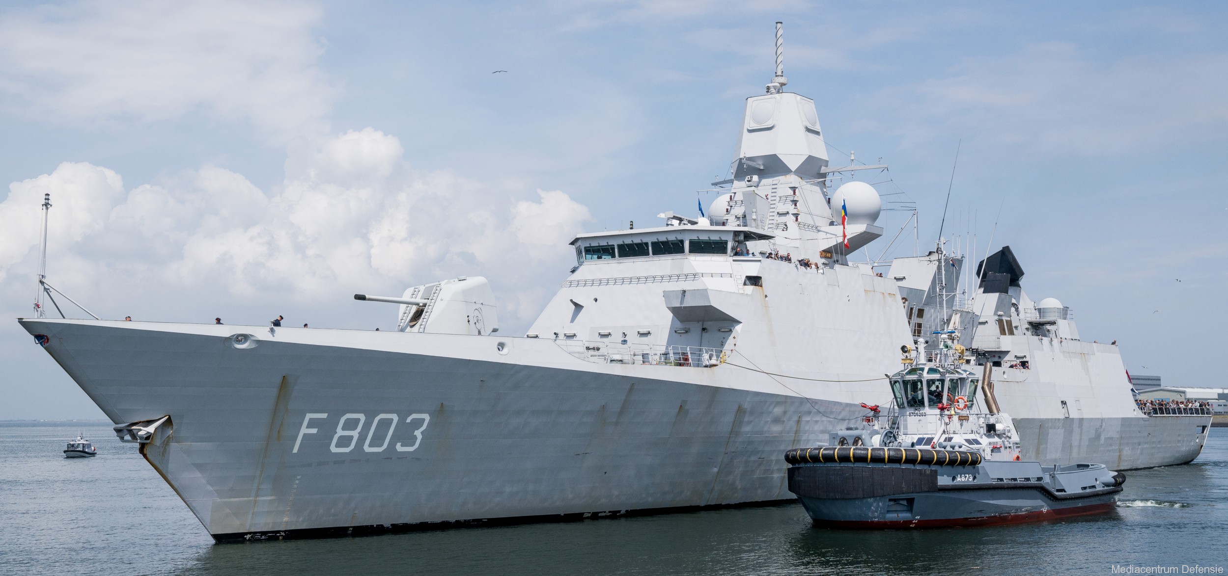 f-803 hnlms tromp guided missile frigate ffg air defense lcf royal netherlands navy 02 koninklijke marine