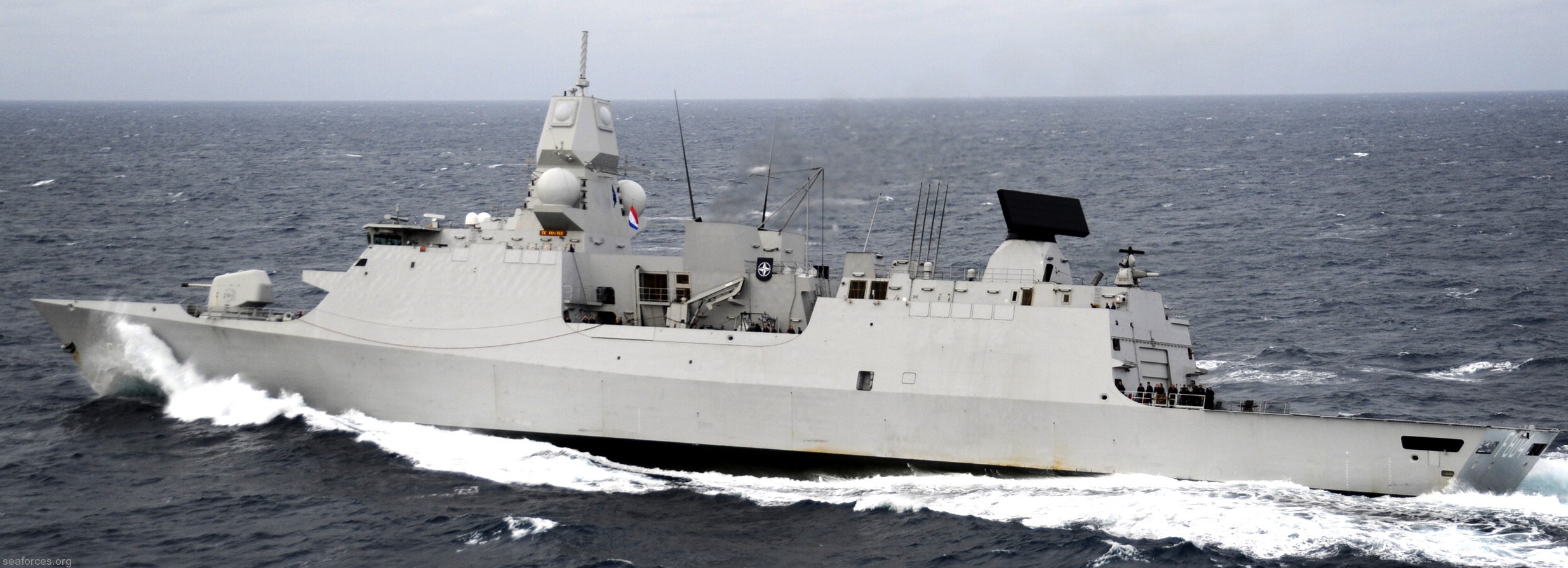 f-804 hnlms de ruyter guided missile frigate ffg lcf royal netherlands navy 12 nato standing response force