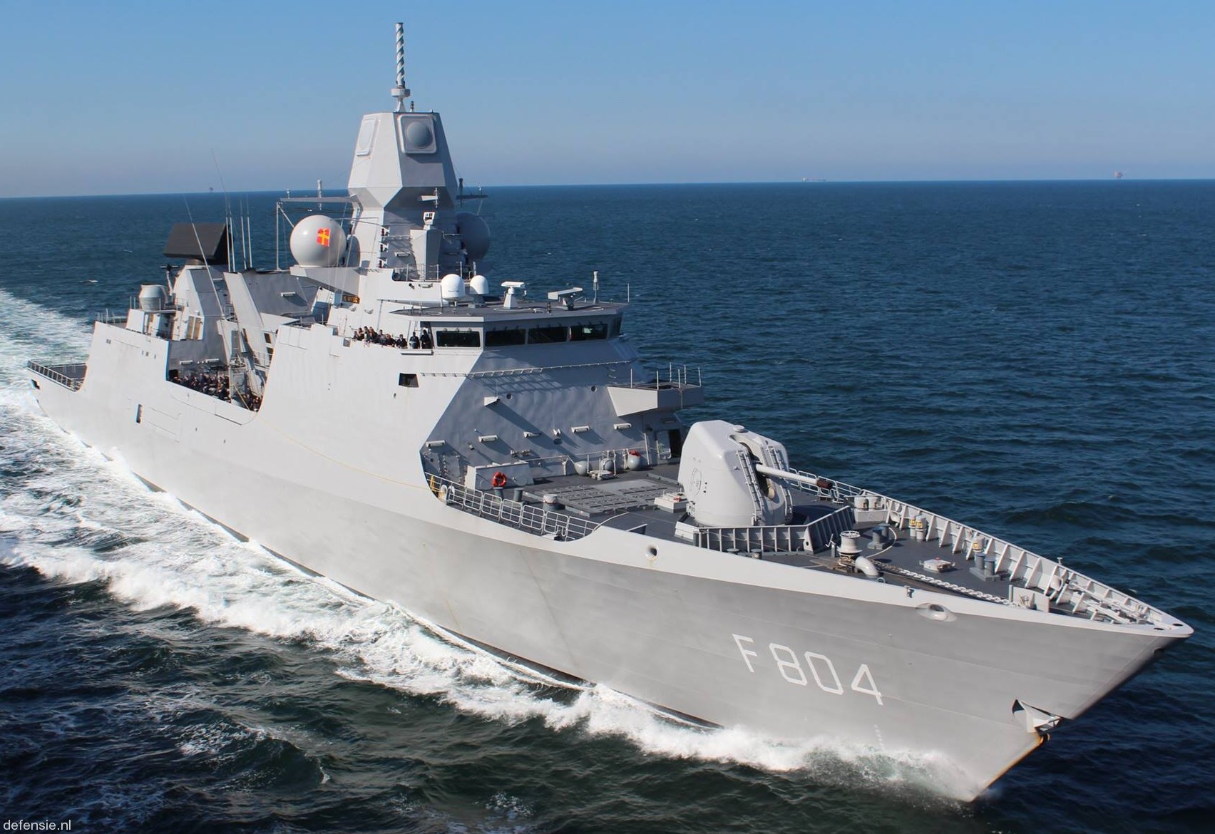 f-804 hnlms de ruyter guided missile frigate ffg lcf royal netherlands navy 19
