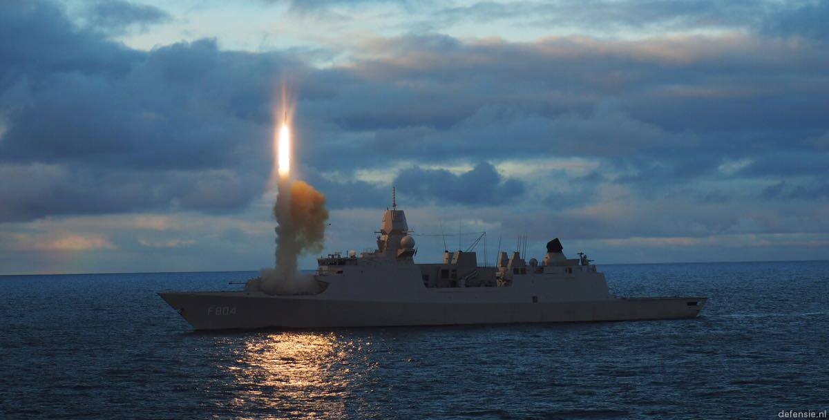 f-804 hnlms de ruyter guided missile frigate ffg lcf royal netherlands navy 31 rim-162 essm sam