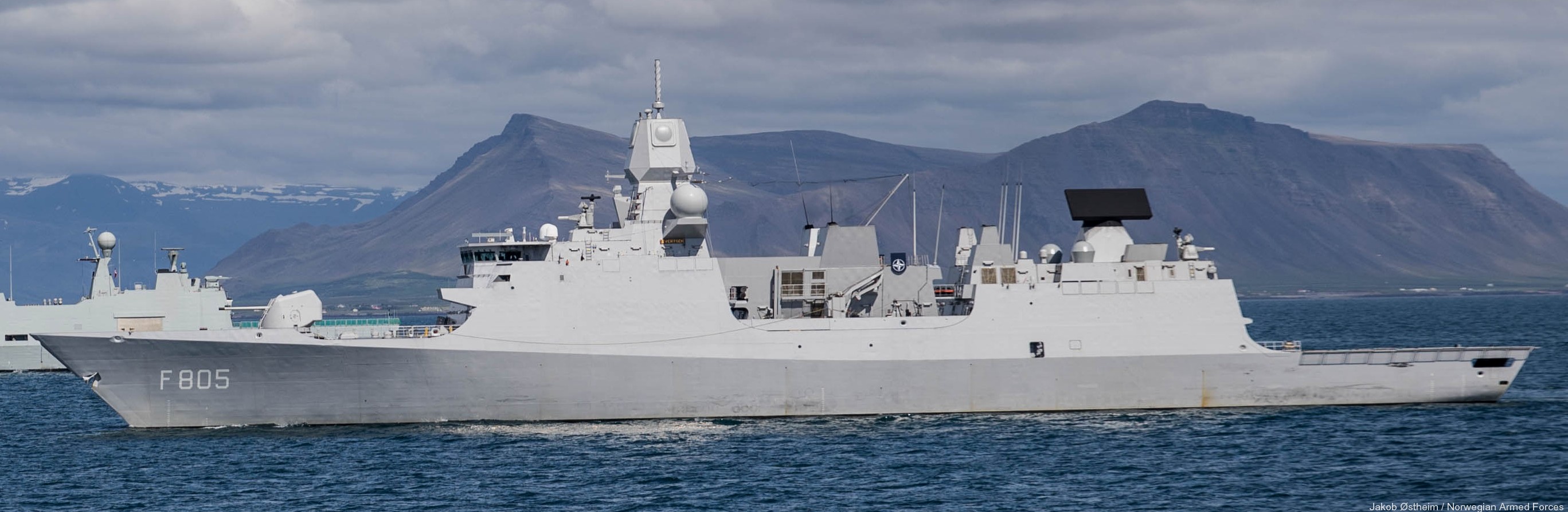 f-805 hnlms evertsen guided missile frigate ffg lcf royal netherlands navy 04
