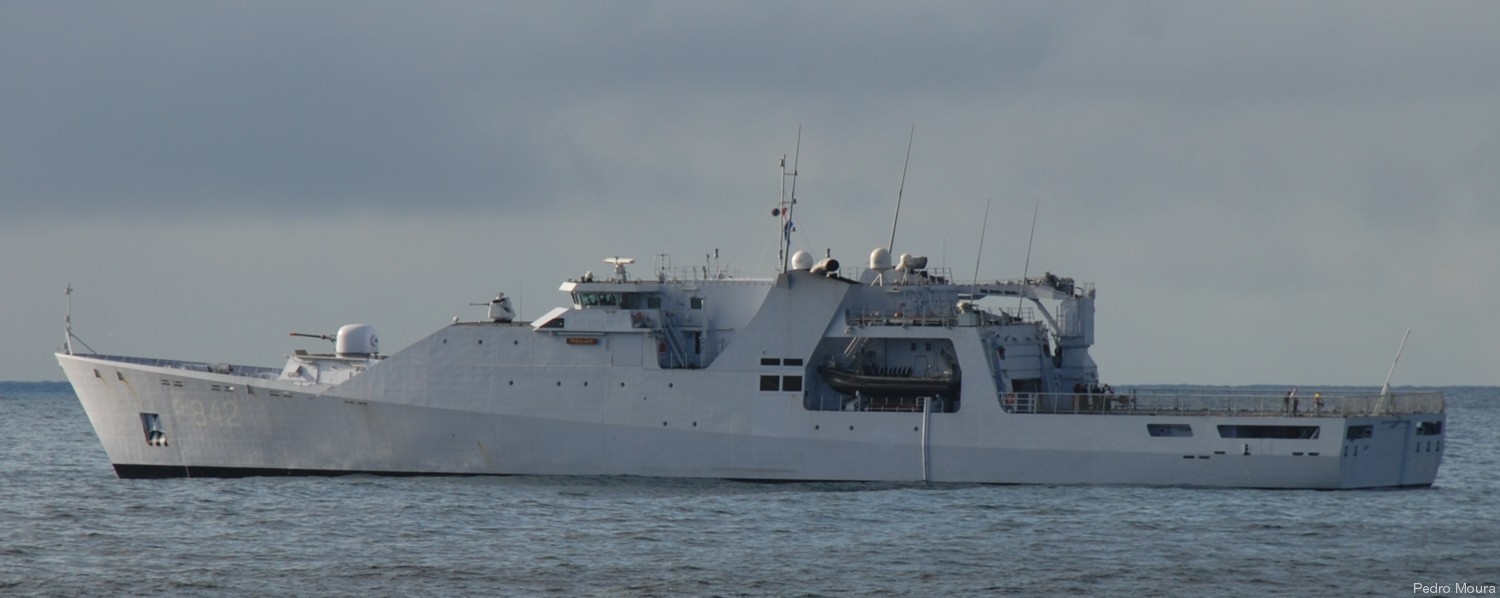 p-842 hnlms friesland holland class offshore patrol vessel opv royal netherlands navy 12