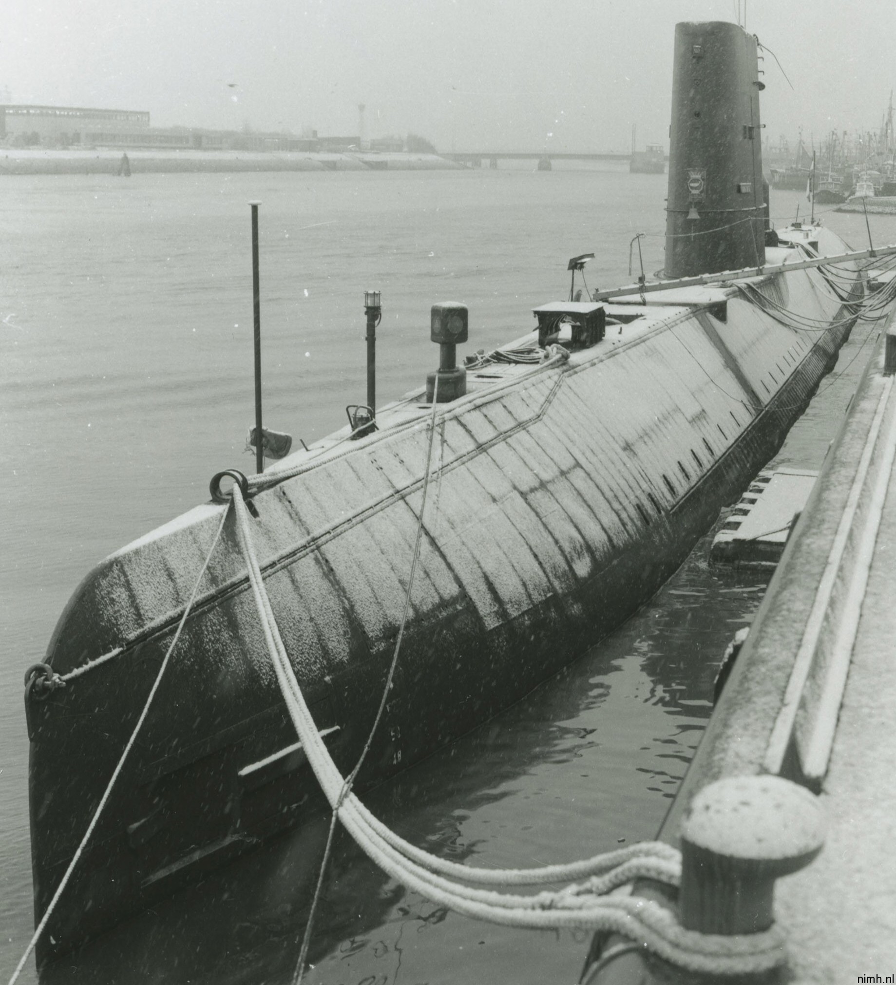 hnlms potvis s-804 dolfijn class attack submarine royal netherlands navy koninklijke marine 10