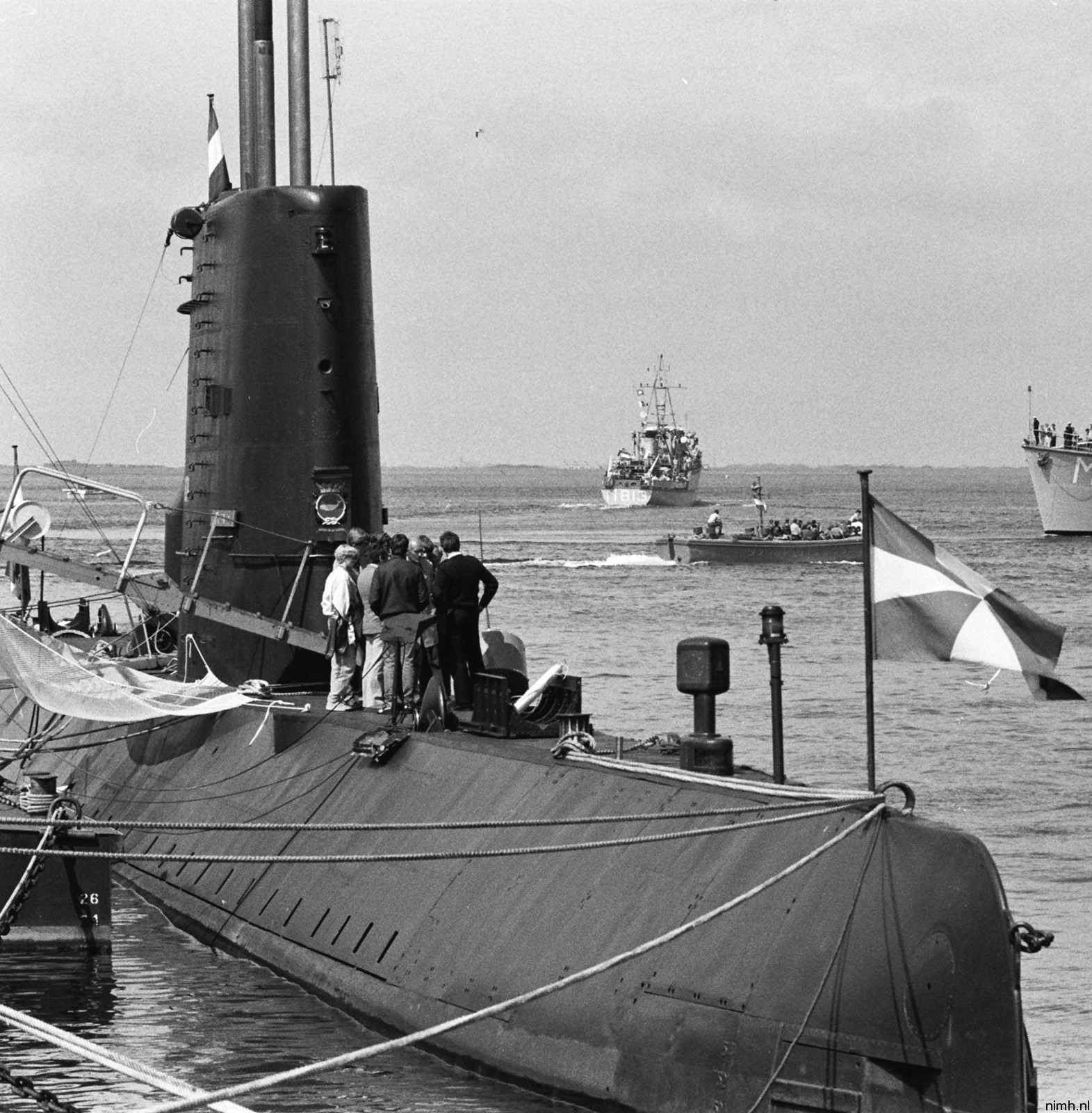 hnlms potvis s-804 dolfijn class attack submarine royal netherlands navy koninklijke marine 12