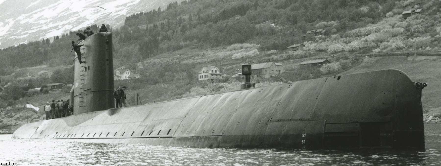 hnlms potvis s-804 dolfijn class attack submarine royal netherlands navy koninklijke marine 13