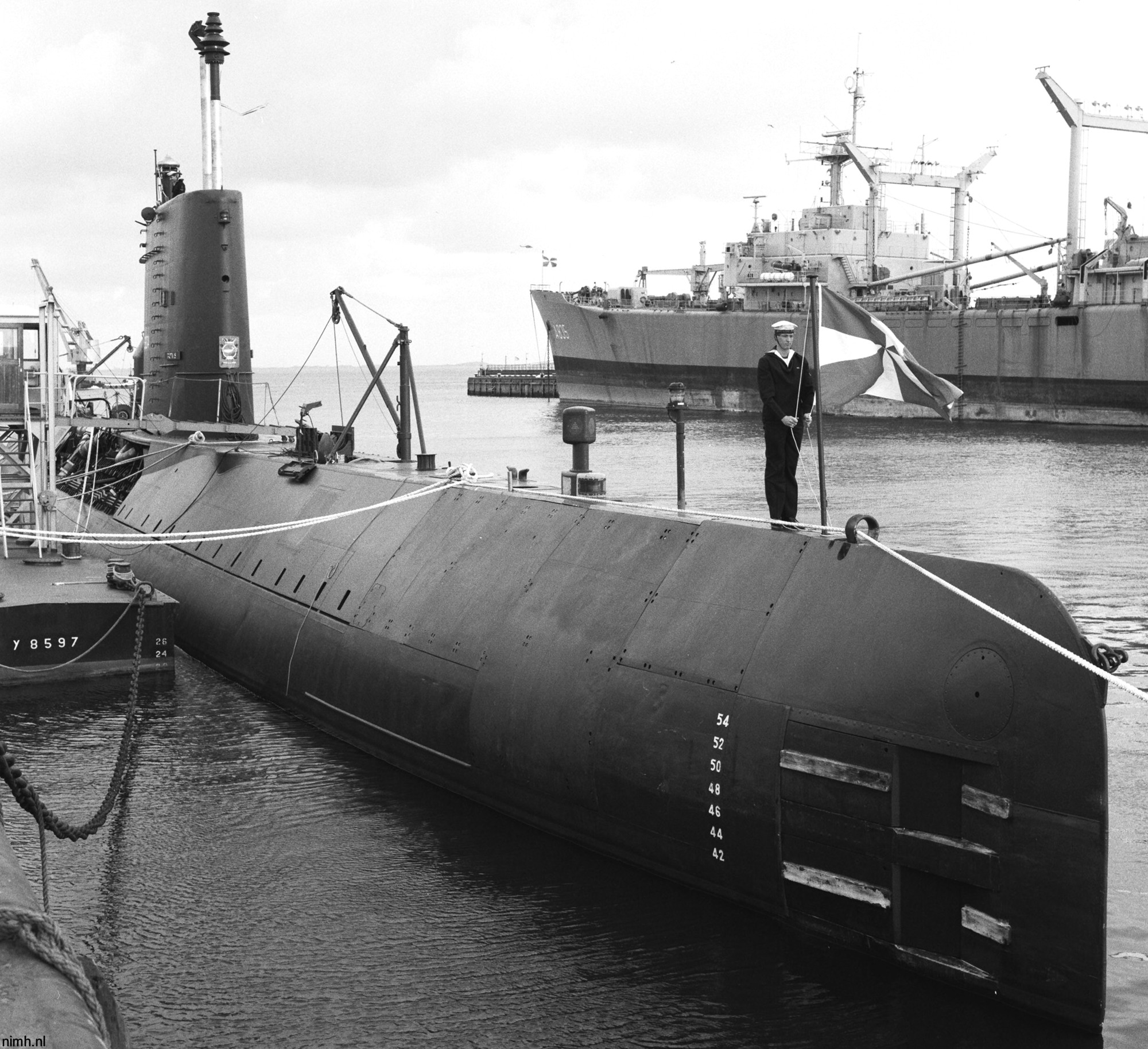hnlms potvis s-804 dolfijn class attack submarine royal netherlands navy koninklijke marine 16