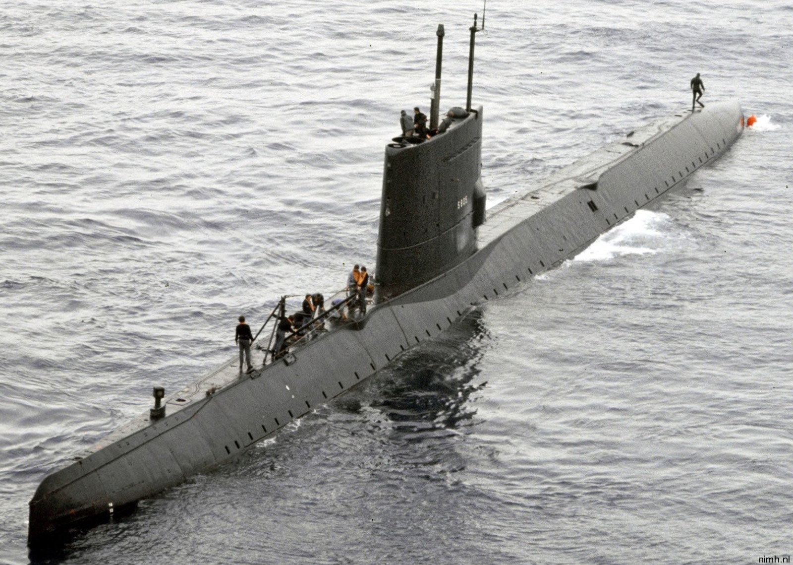 hnlms tonijn s-805 dolfijn class attack submarine royal netherlands navy koninklijke marine 20