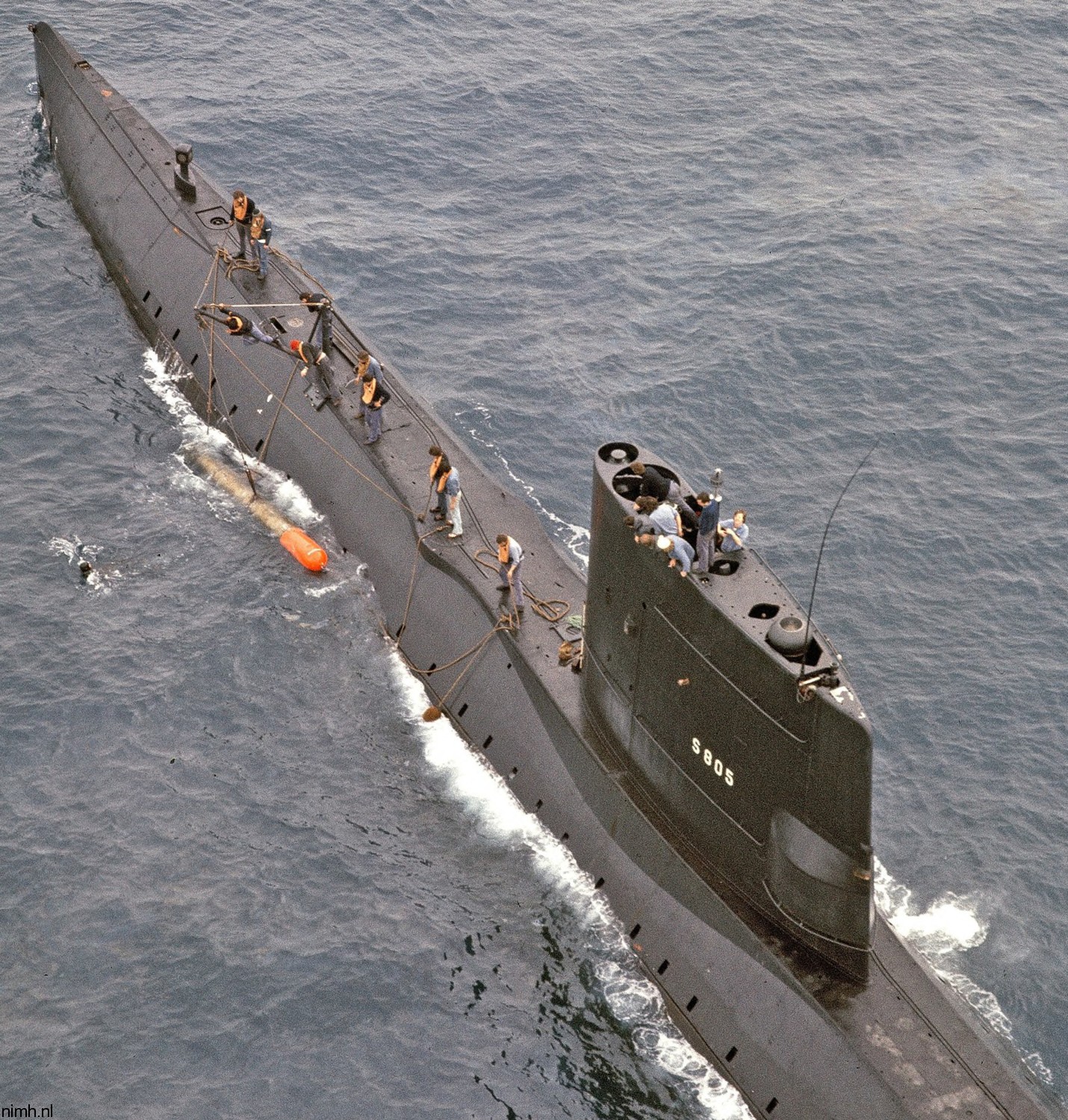 hnlms tonijn s-805 dolfijn class attack submarine royal netherlands navy koninklijke marine 25
