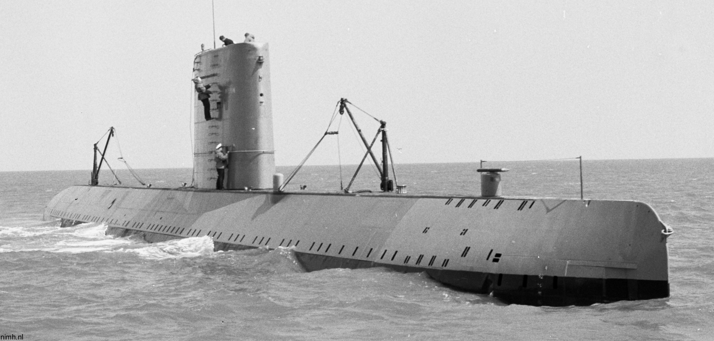 hnlms dolfijn s-808 class attack submarine 1960 royal netherlands navy koninklijke marine 10