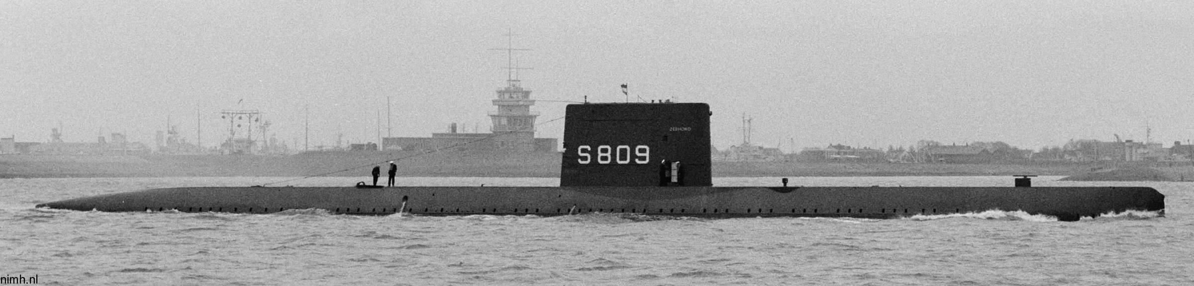 hnlms zeehond s-809 dolfijn class attack submarine royal netherlands navy koninklijke marine 08