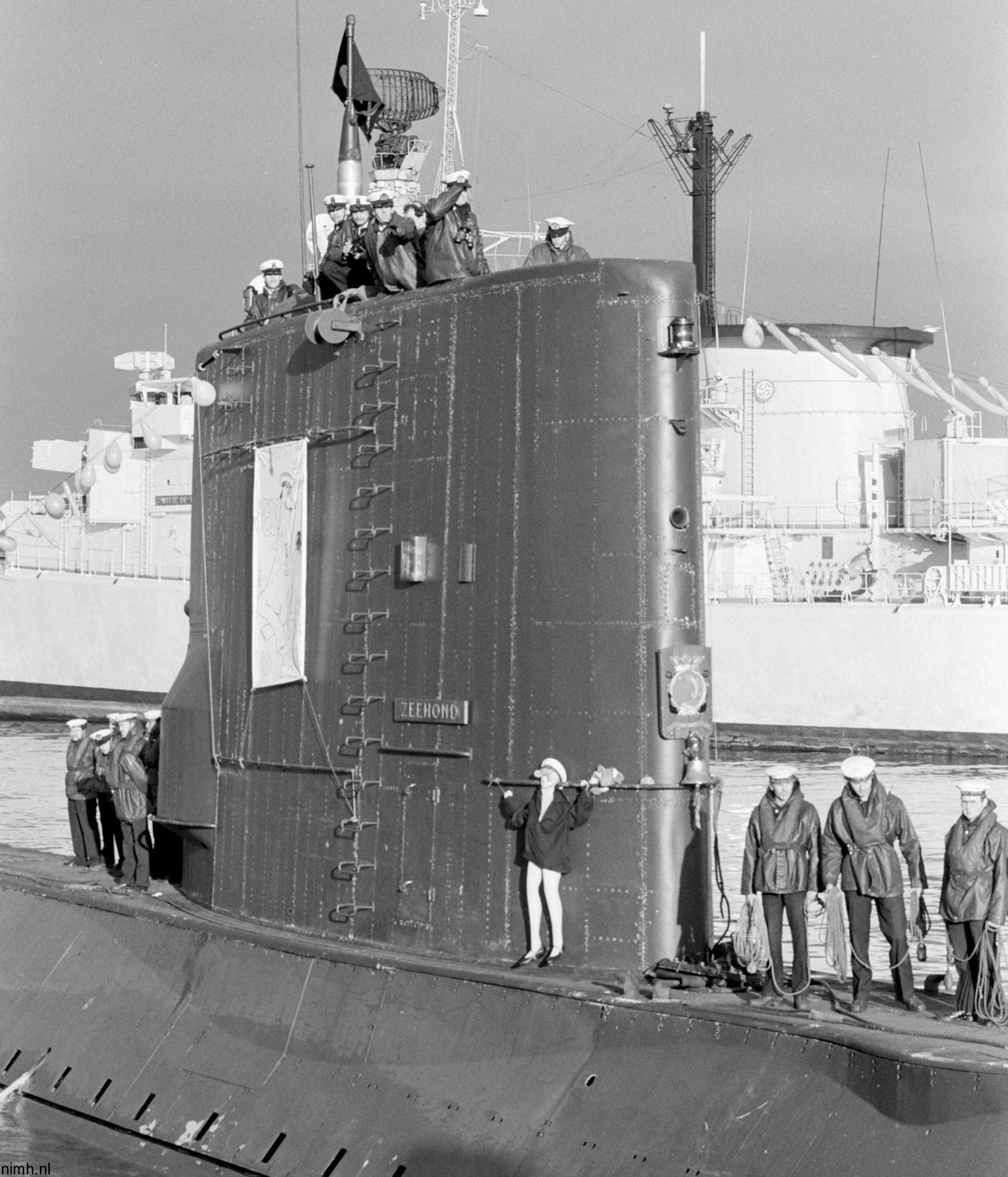 hnlms zeehond s-809 dolfijn class attack submarine royal netherlands navy koninklijke marine 15