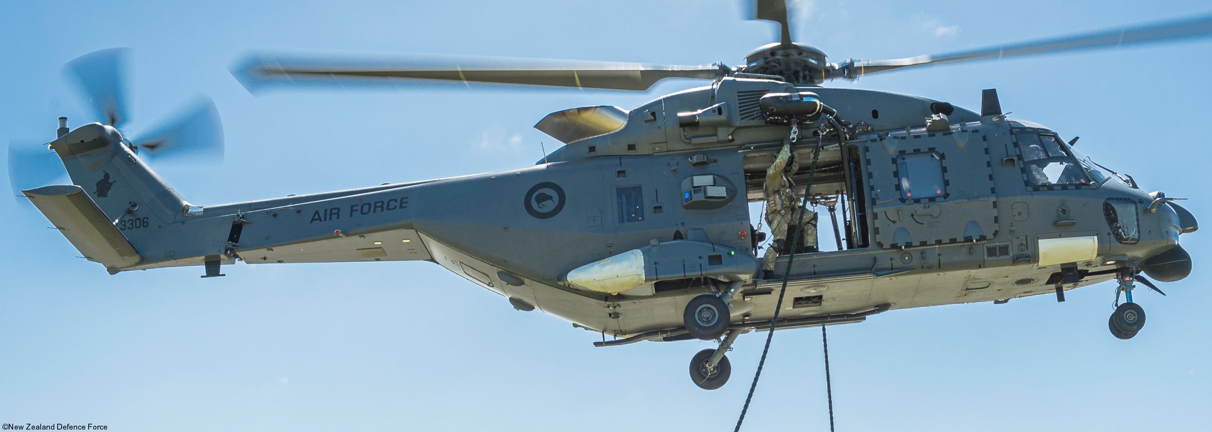 nh90 tth helicopter royal new zealand air force rnzaf 27