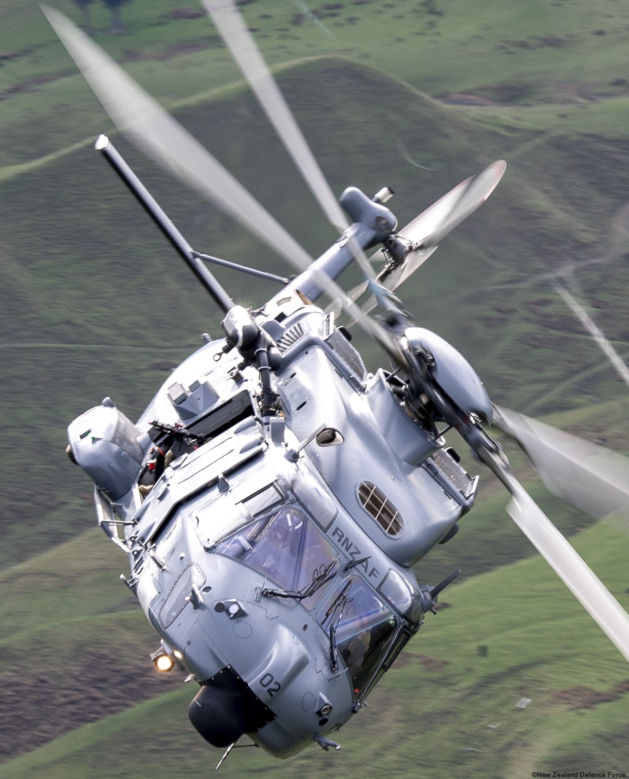 nh90 tth helicopter royal new zealand air force rnzaf nz3302 34