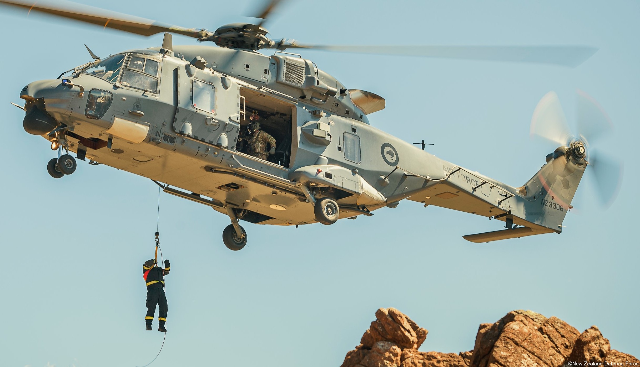 nh90 tth helicopter royal new zealand air force rnzaf nz3308 41