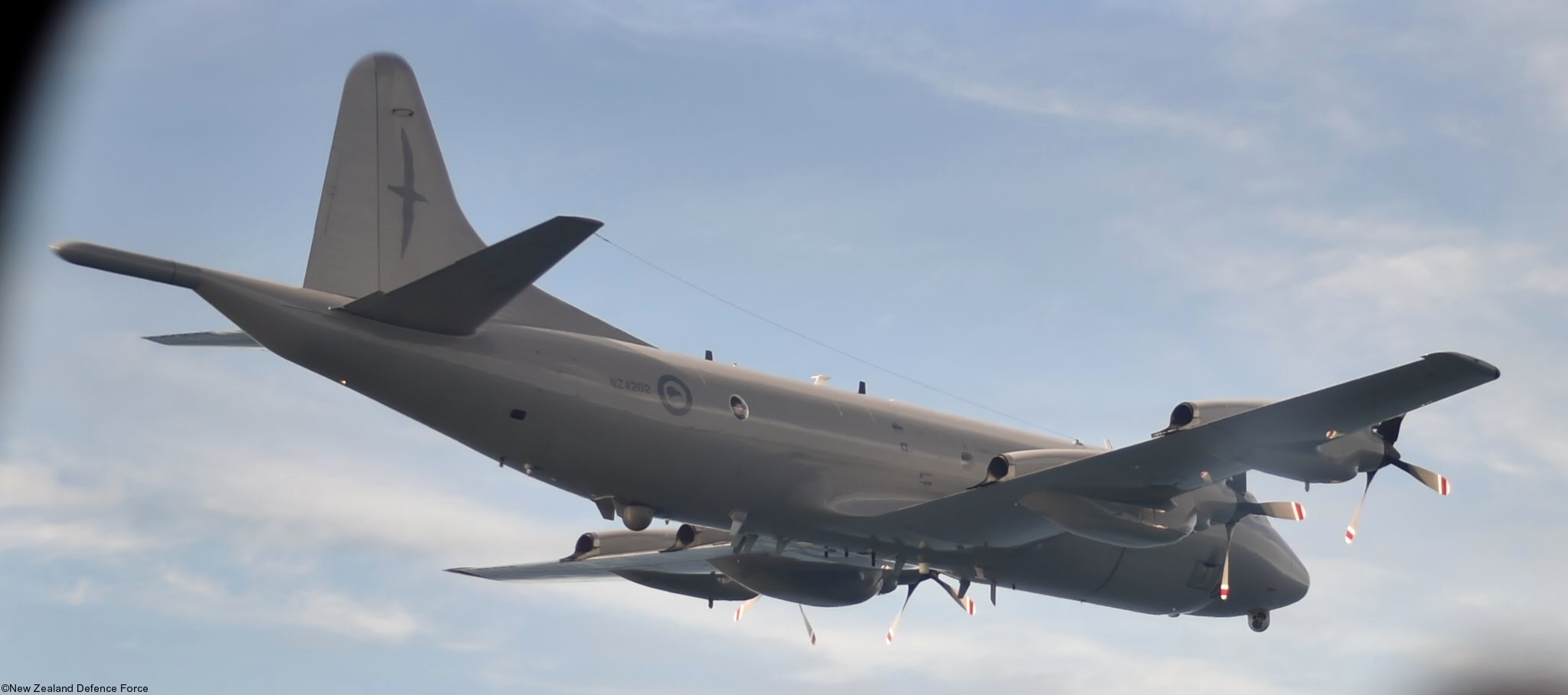 lockheed p-3k2 orion nz4202 maritime patrol aircraft mpa royal new zealand air force rnzaf no.5 squadron 09