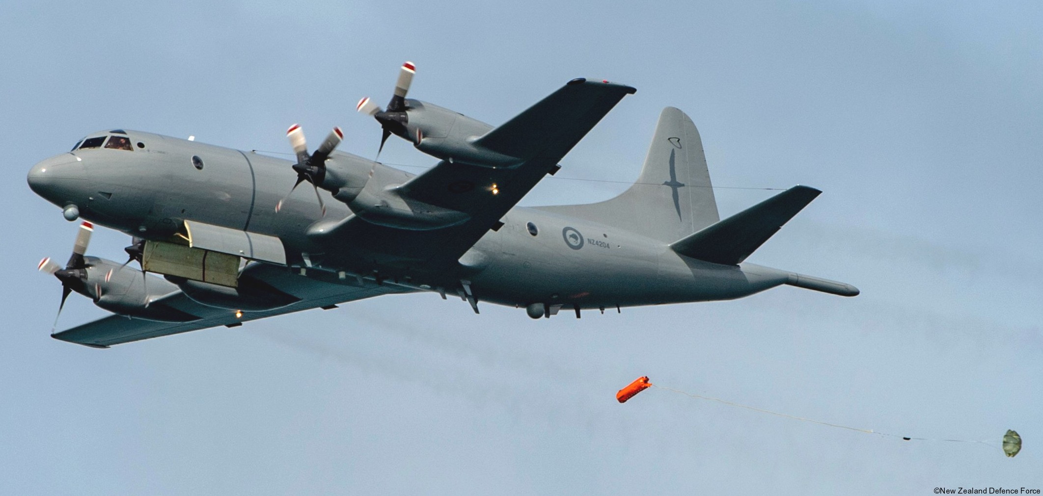 lockheed p-3k2 orion nz4204 maritime patrol aircraft mpa royal new zealand air force rnzaf no.5 squadron 09