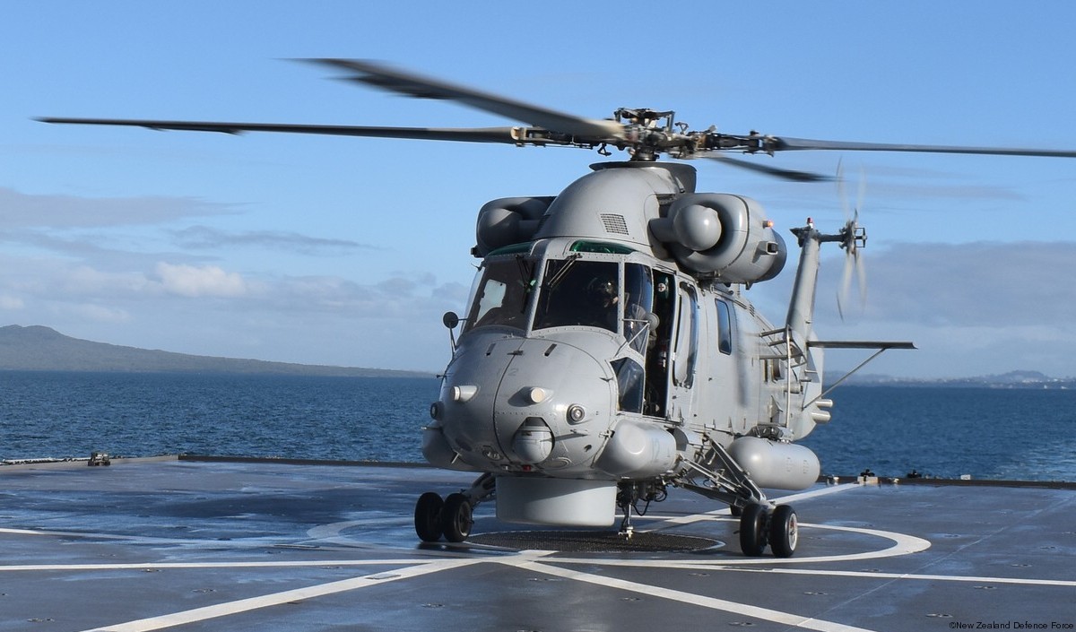 kaman sh-2g(i) super seasprite nz3612 royal new zealand airforce navy rnzaf no.6 squadron 02