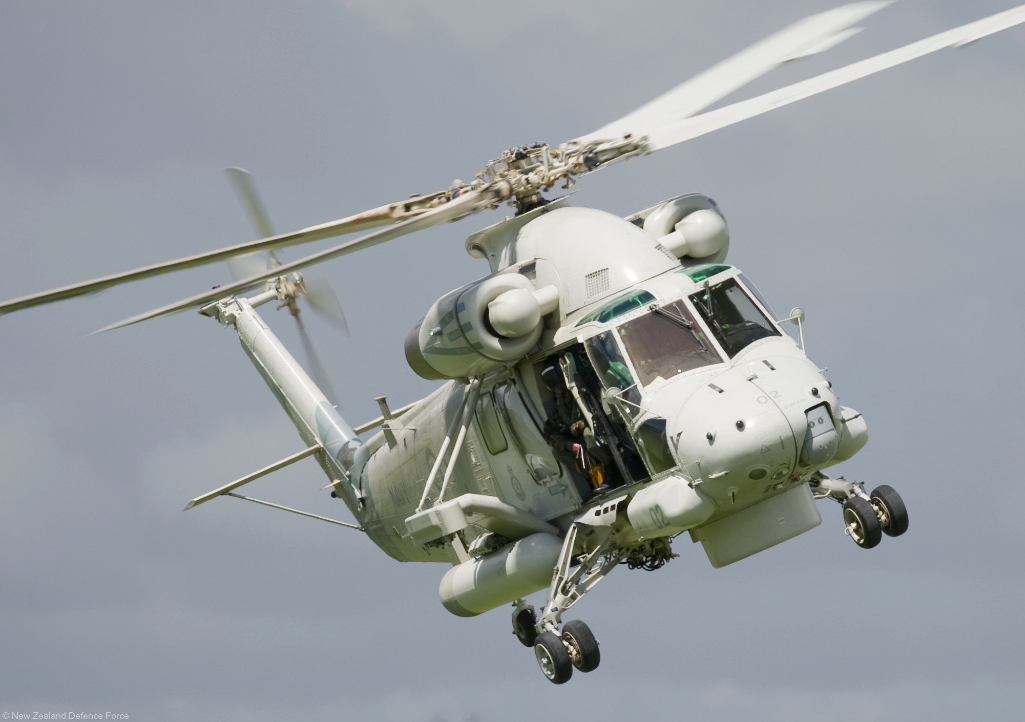 kaman sh-2g(nz) super seasprite nz3602 royal new zealand airforce navy rnzaf no.6 squadron 02