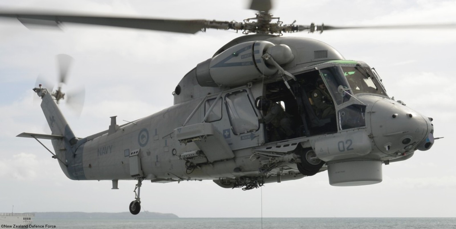 kaman sh-2g(nz) super seasprite nz3602 royal new zealand airforce navy rnzaf no.6 squadron 03