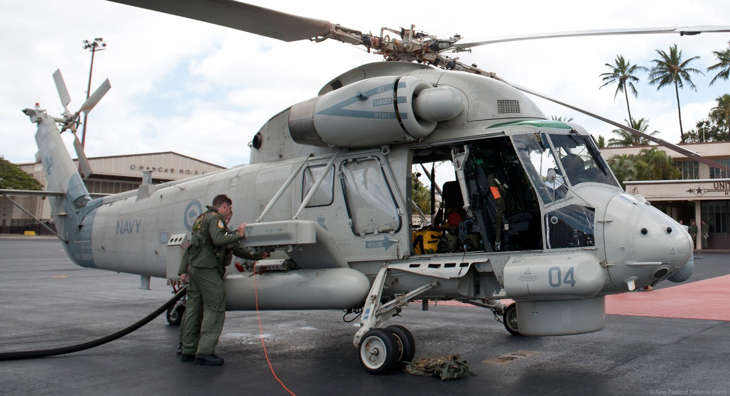 kaman sh-2g(nz) super seasprite nz3604 royal new zealand airforce navy rnzaf no.6 squadron 10