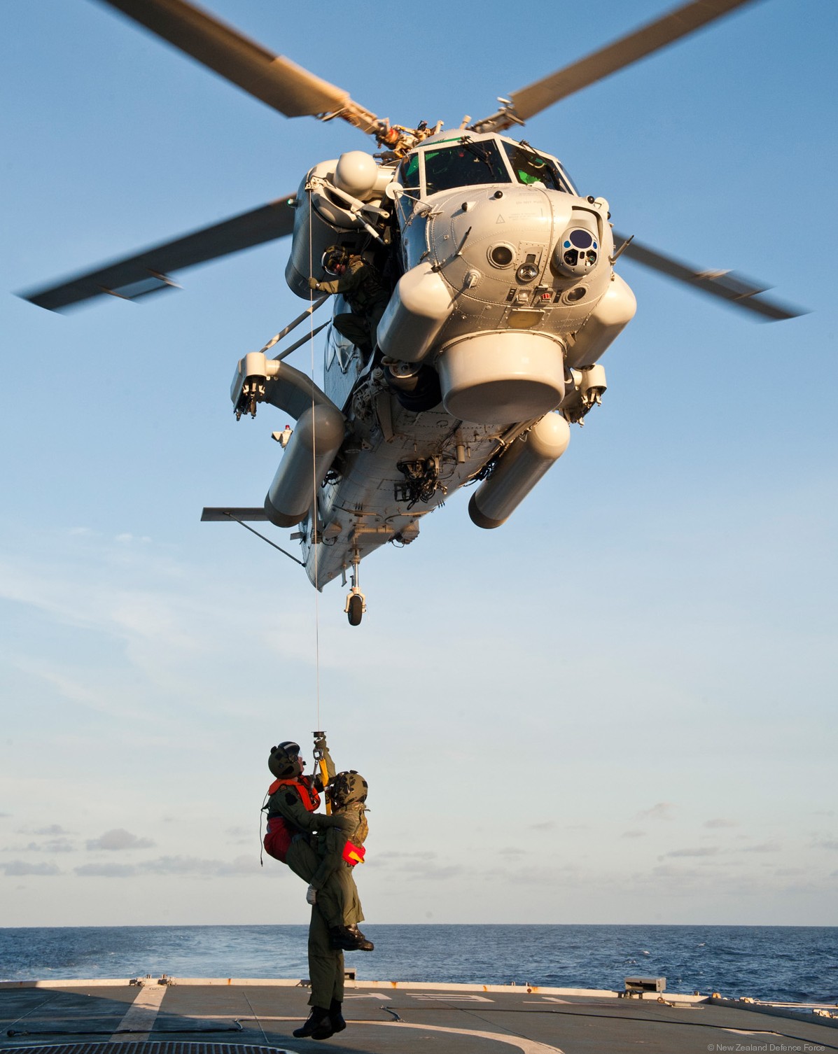 kaman sh-2g(nz) super seasprite nz3604 royal new zealand airforce navy rnzaf no.6 squadron 11