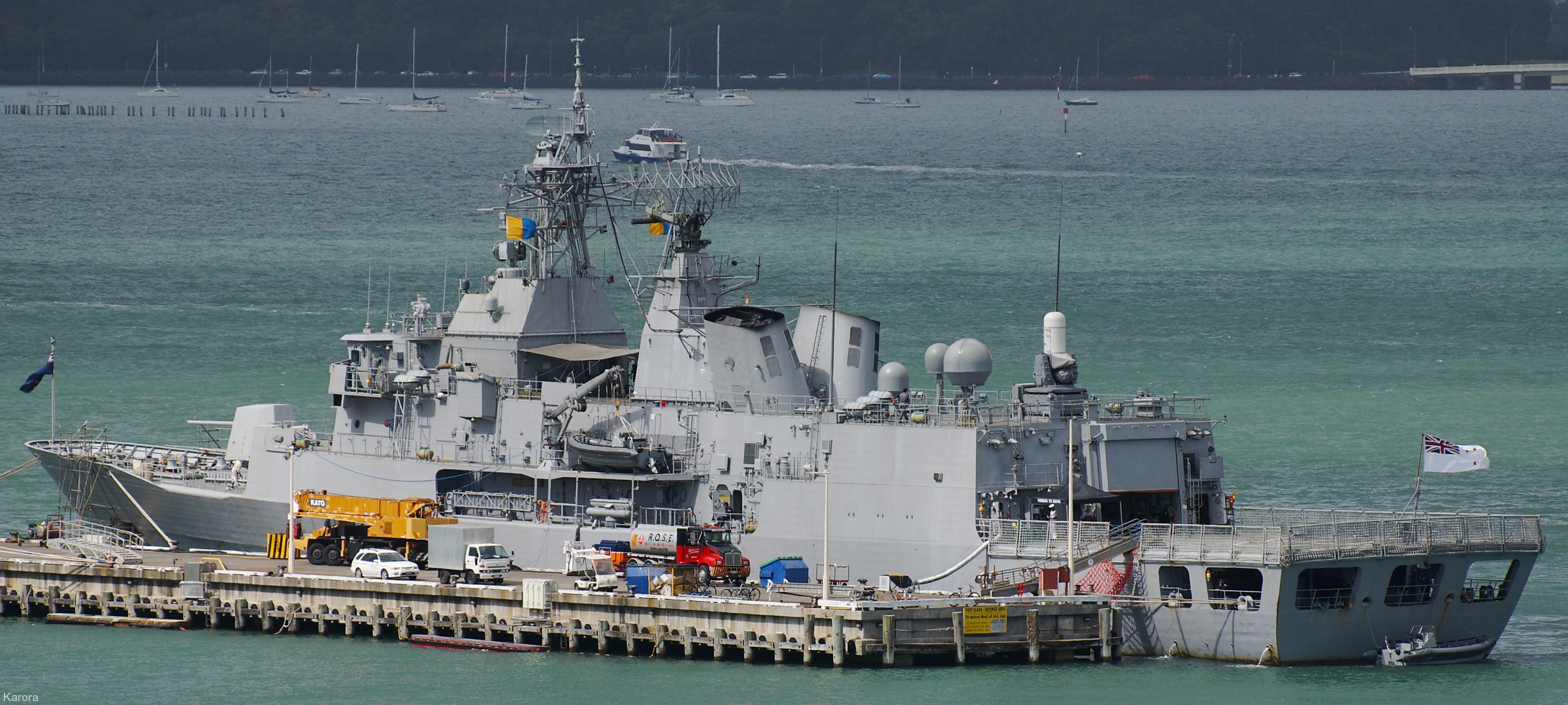 f-111 hmnzs te mana anzac class frigate royal new zealand navy rnzn 09