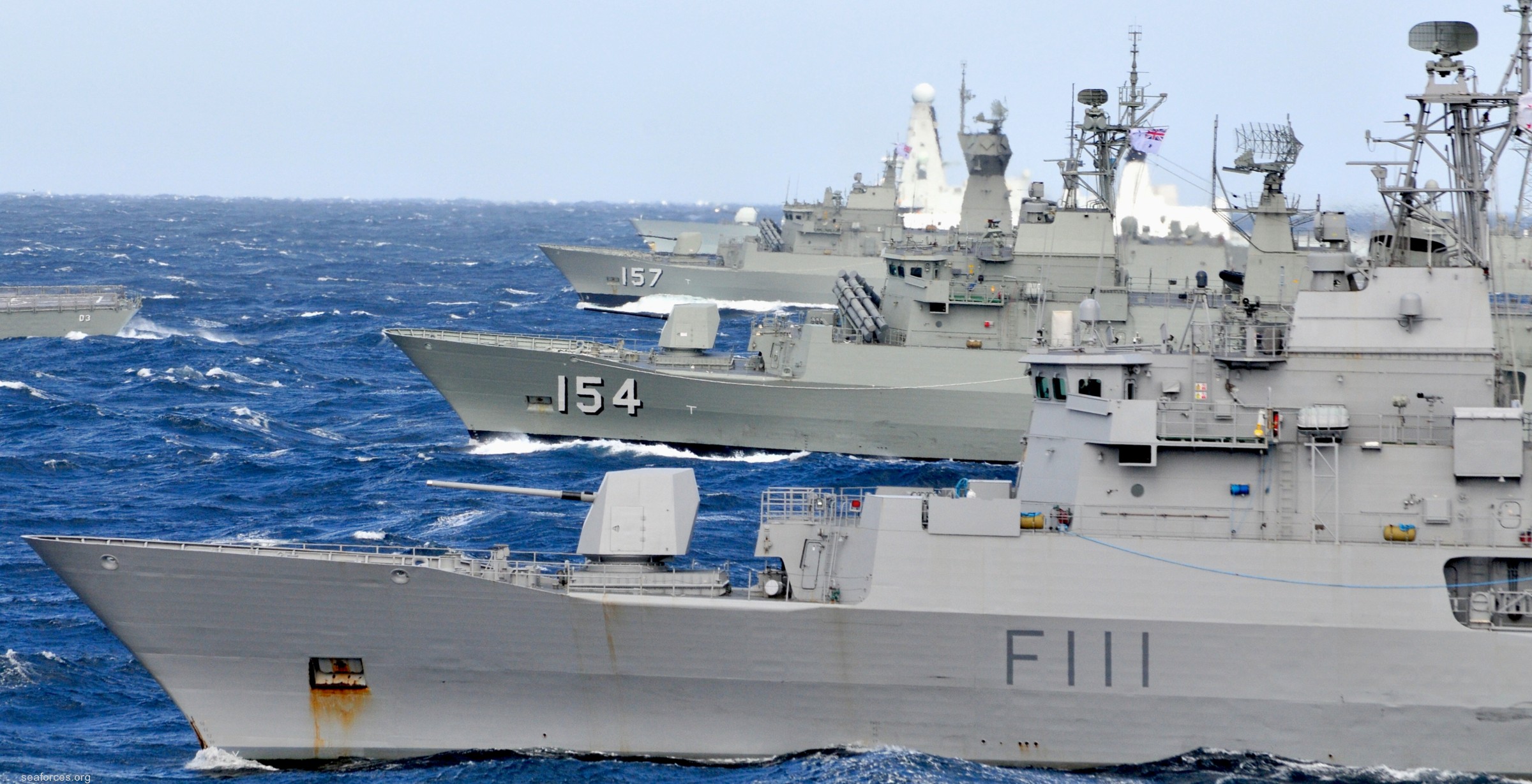 f-111 hmnzs te mana anzac class frigate royal new zealand navy rnzn 18
