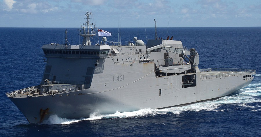 royal new zealand navy amphibious ship helicopter