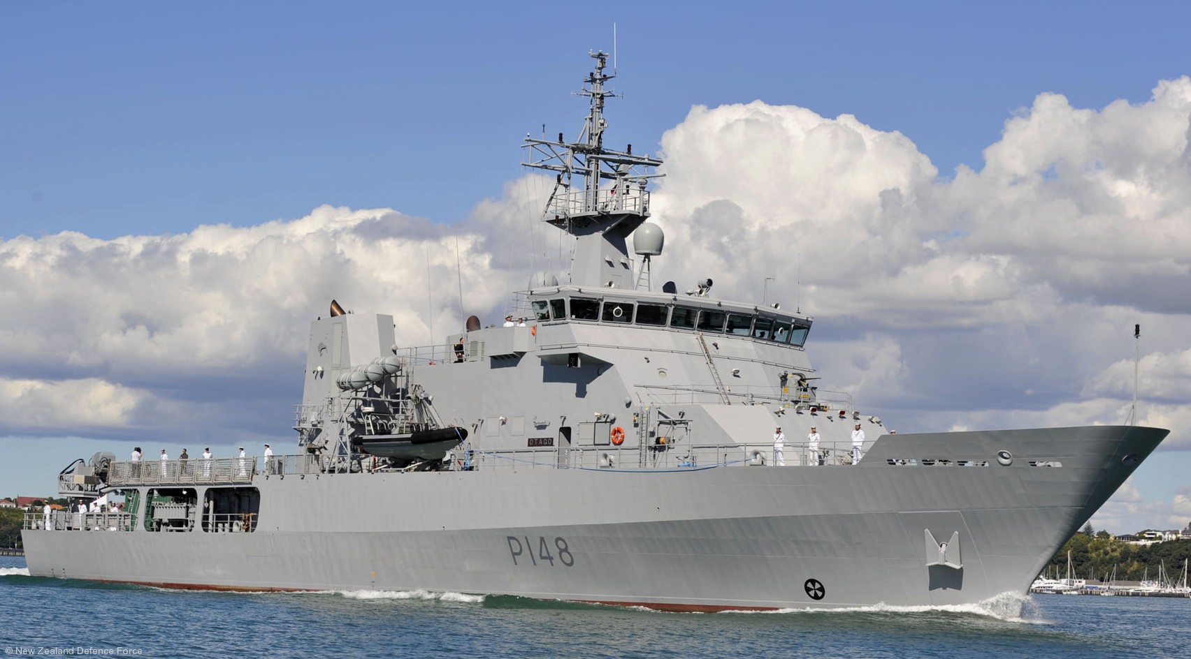 p-148 hmnzs otago protector class offshore patrol vessel opv royal new zealand navy 08