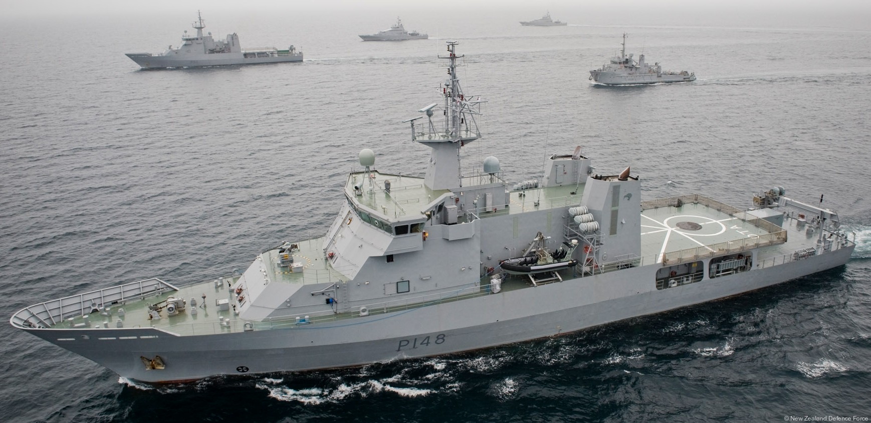 p-148 hmnzs otago protector class offshore patrol vessel opv royal new zealand navy 14
