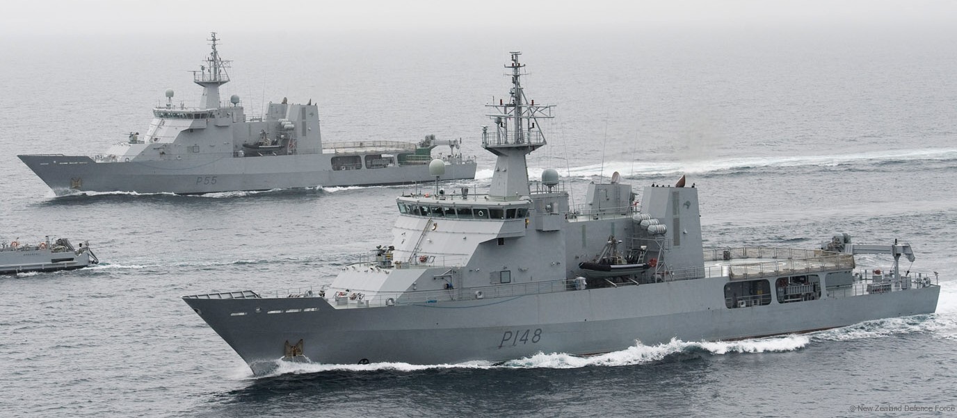 p-55 hmnzs wellington P-148 otago protector class offshore patrol vessel opv royal new zealand navy 16
