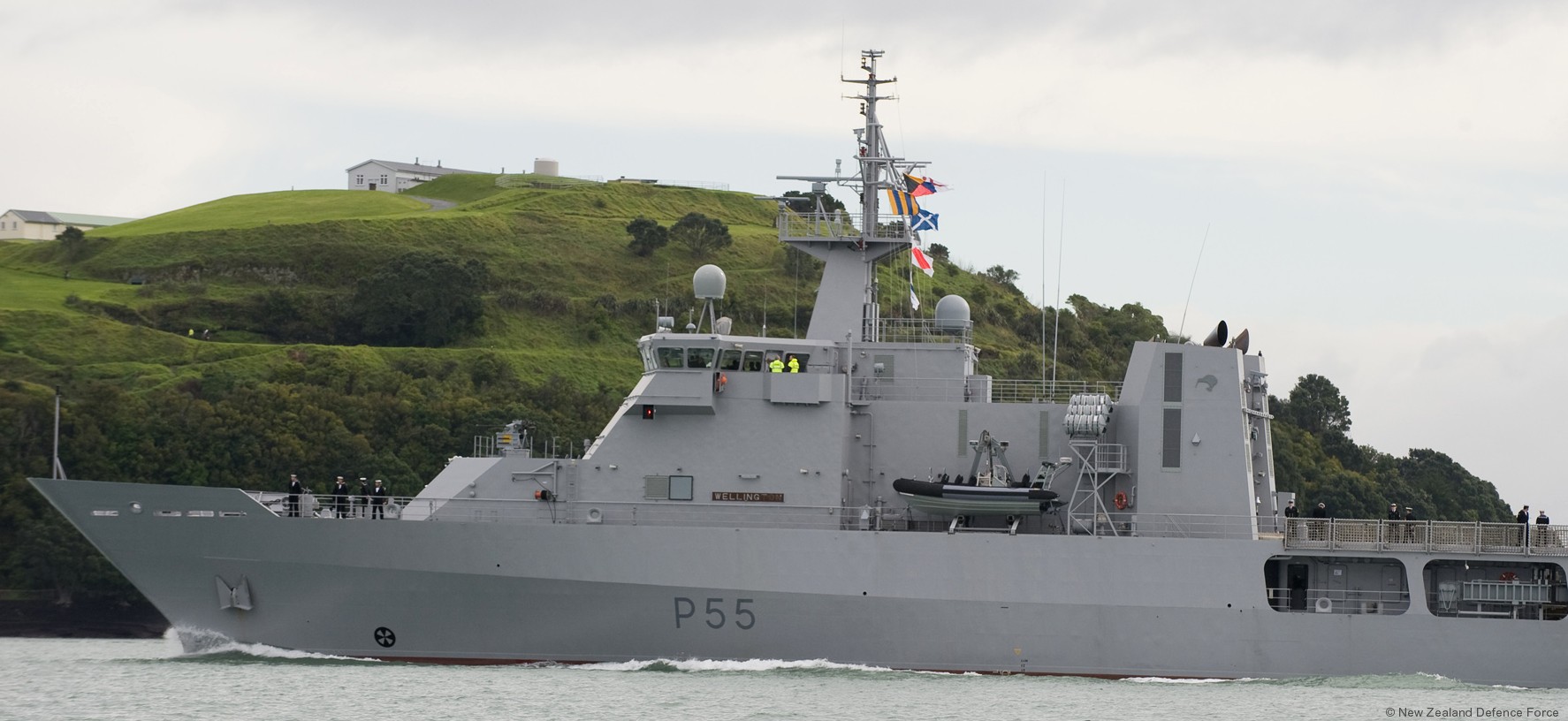p-55 hmnzs wellington otago protector class offshore patrol vessel opv royal new zealand navy 07