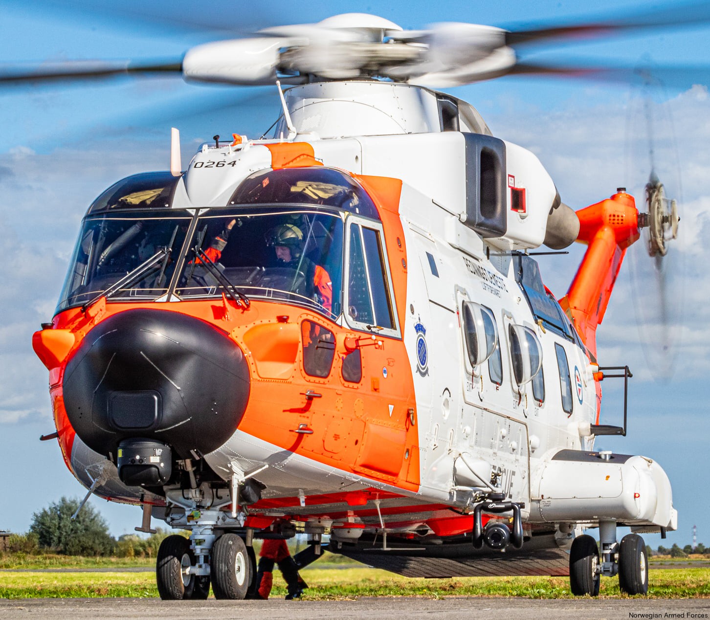 agusta westland aw101 rescue helicopter royal norwegian air force luftforsvaret sar queen 0264 03