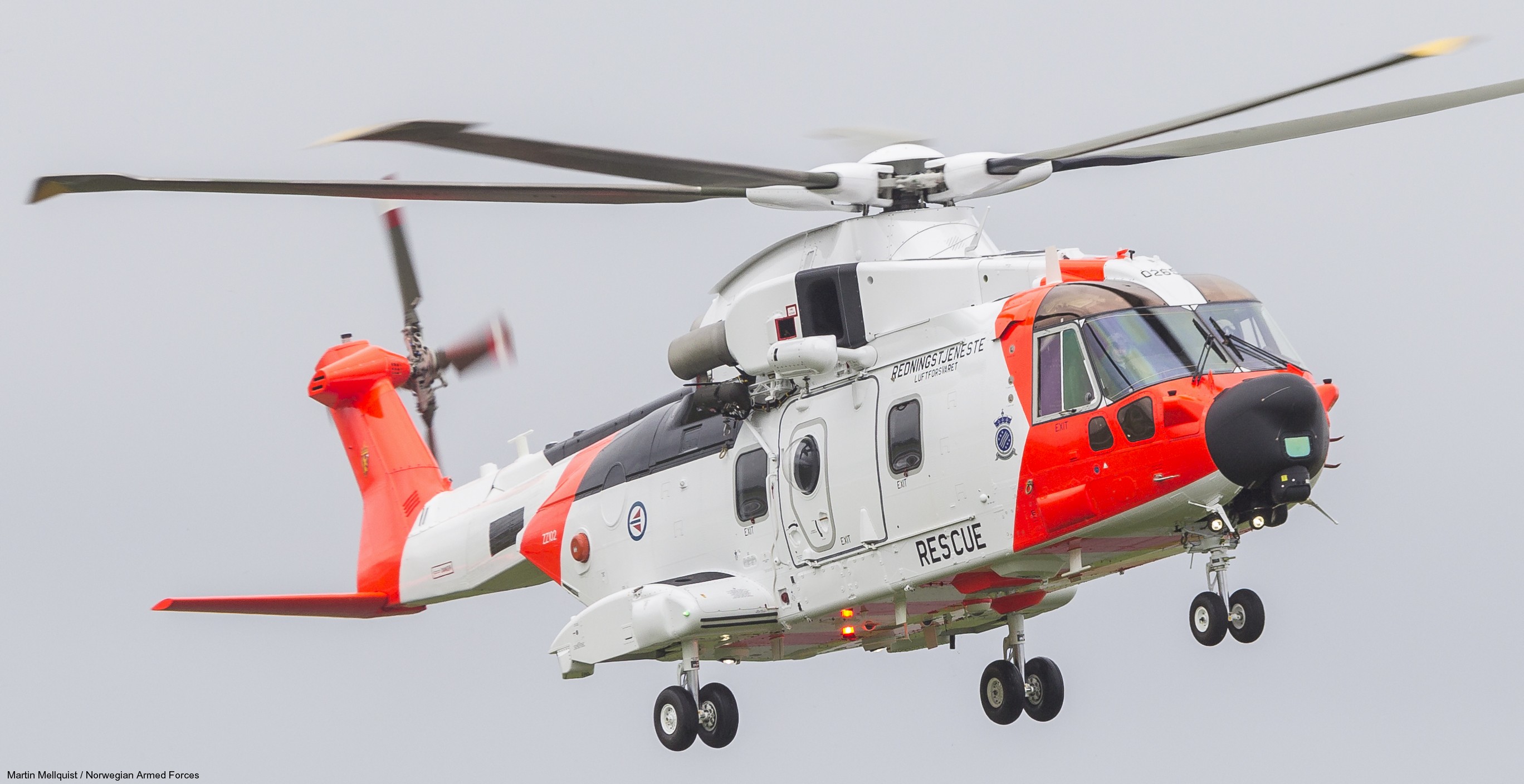 agusta westland aw101 rescue helicopter royal norwegian air force luftforsvaret sar queen 0265 06
