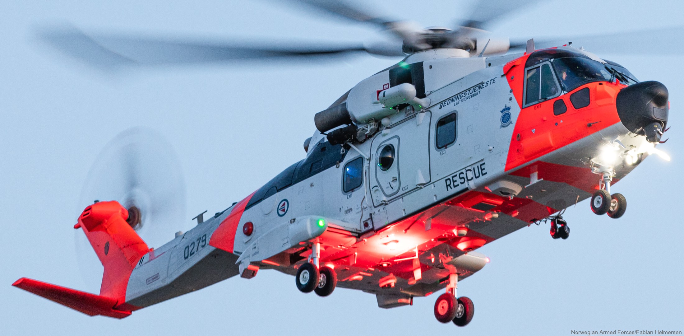 agusta westland aw101 rescue helicopter royal norwegian air force luftforsvaret sar queen 0279 02